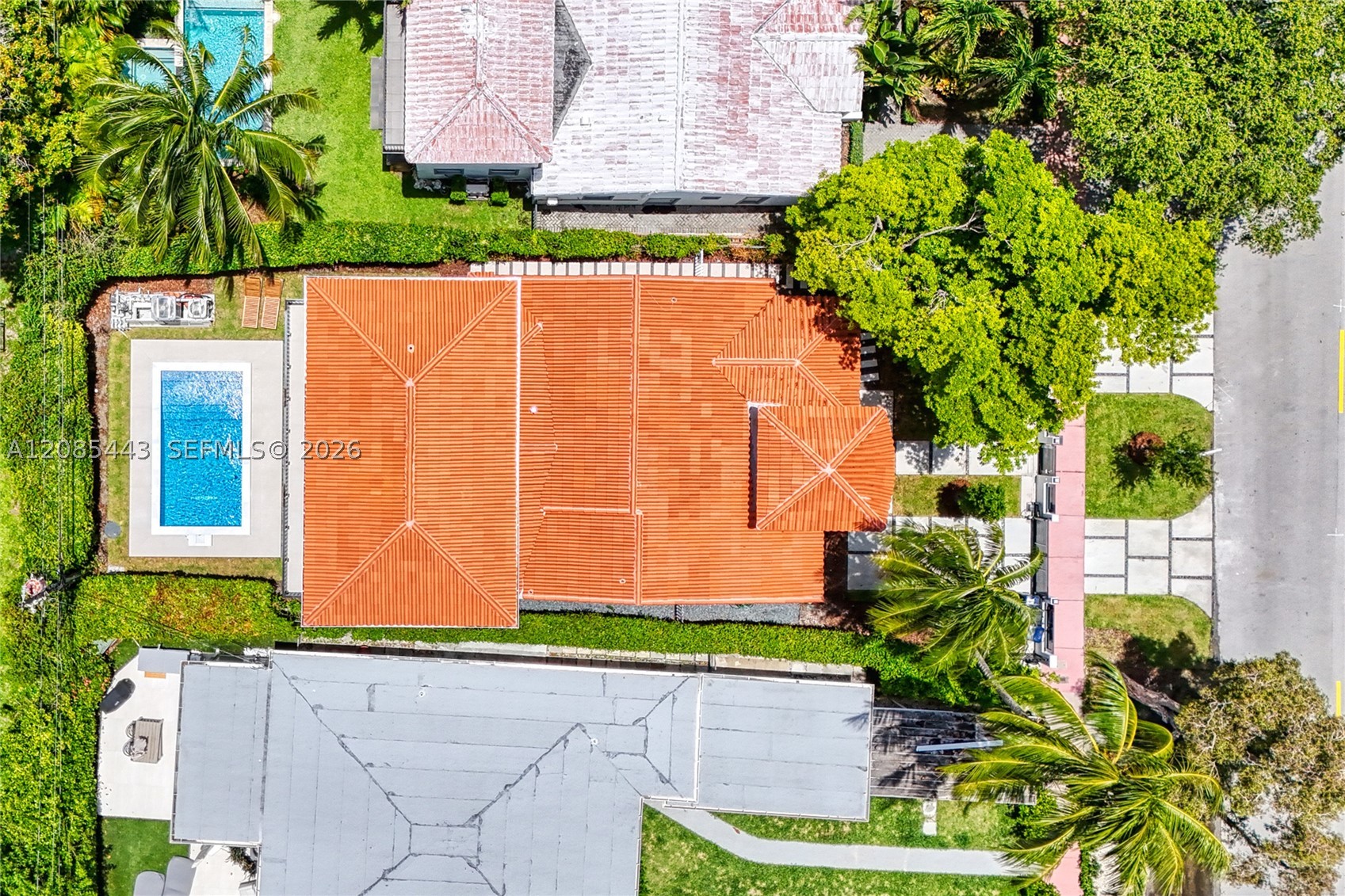 719 W 51st St Miami Beach, FL 33140