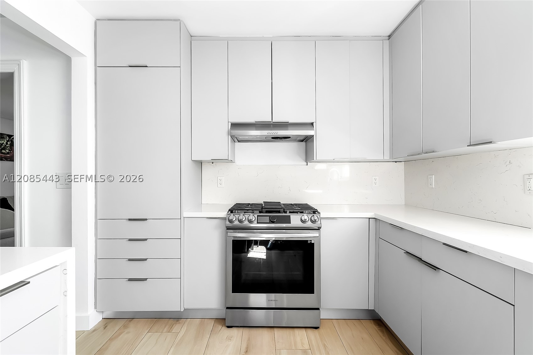 719 W 51st St Miami Beach, FL 33140
