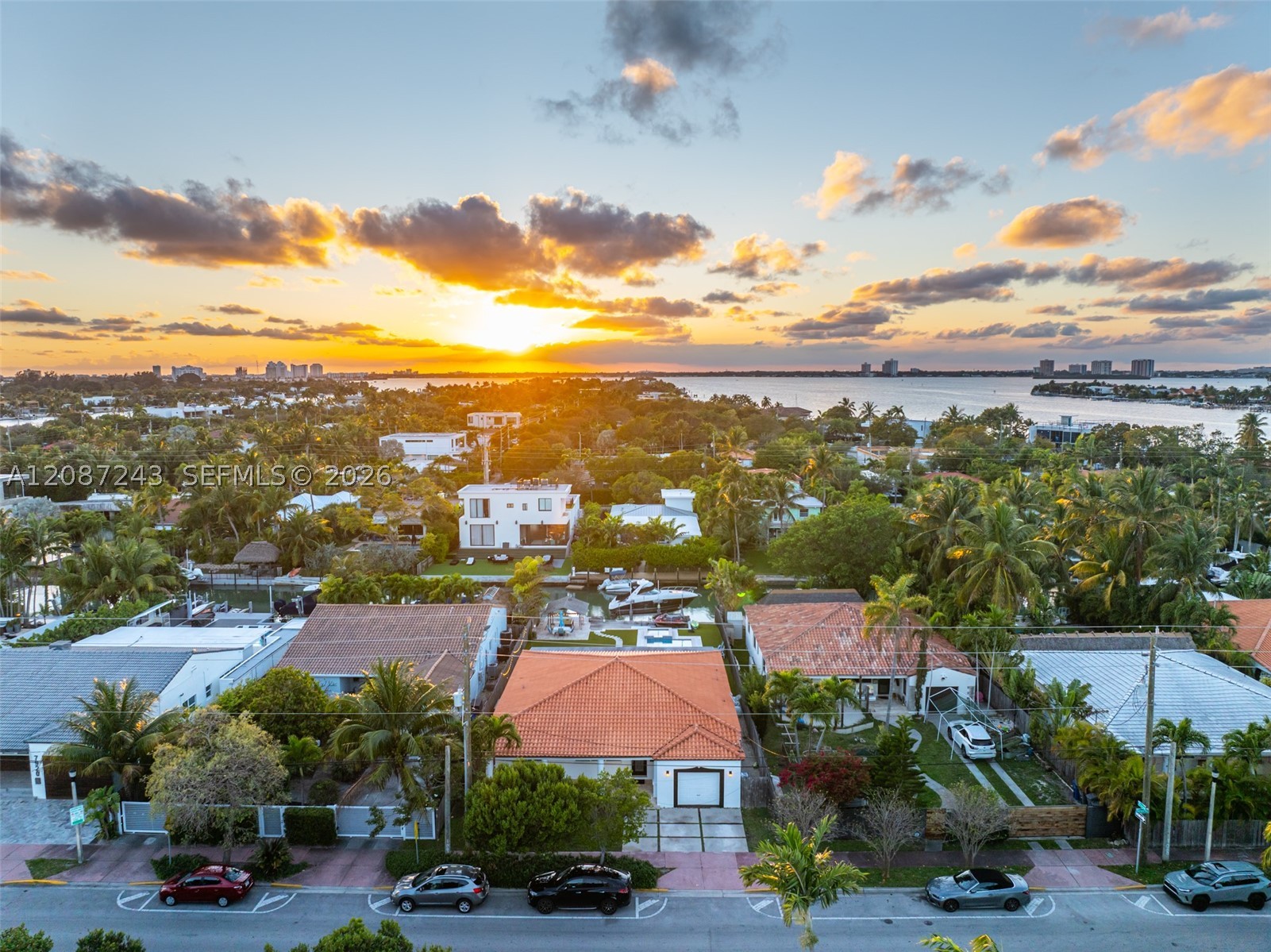 7940 Hawthorne Ave Miami Beach, FL 33141