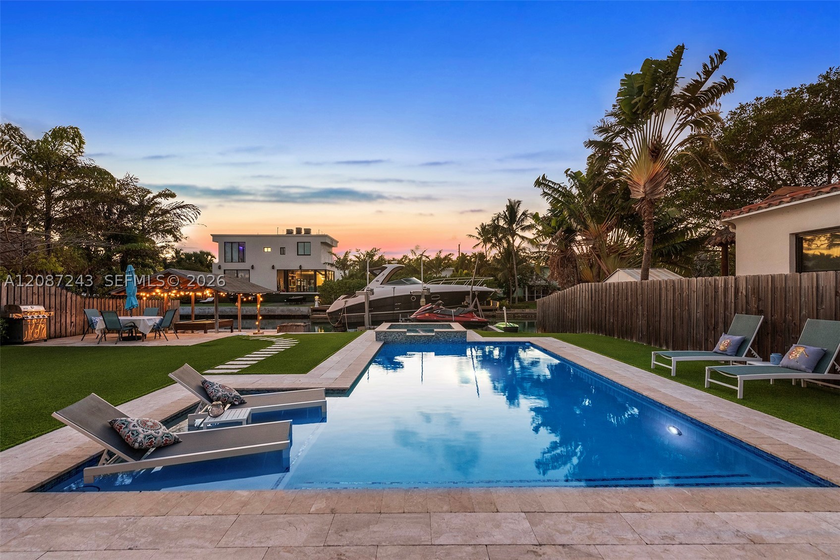 7940 Hawthorne Ave Miami Beach, FL 33141