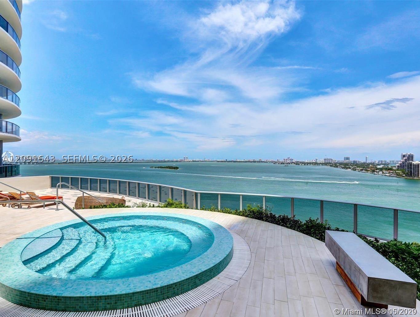 image Aria on the Bay5
