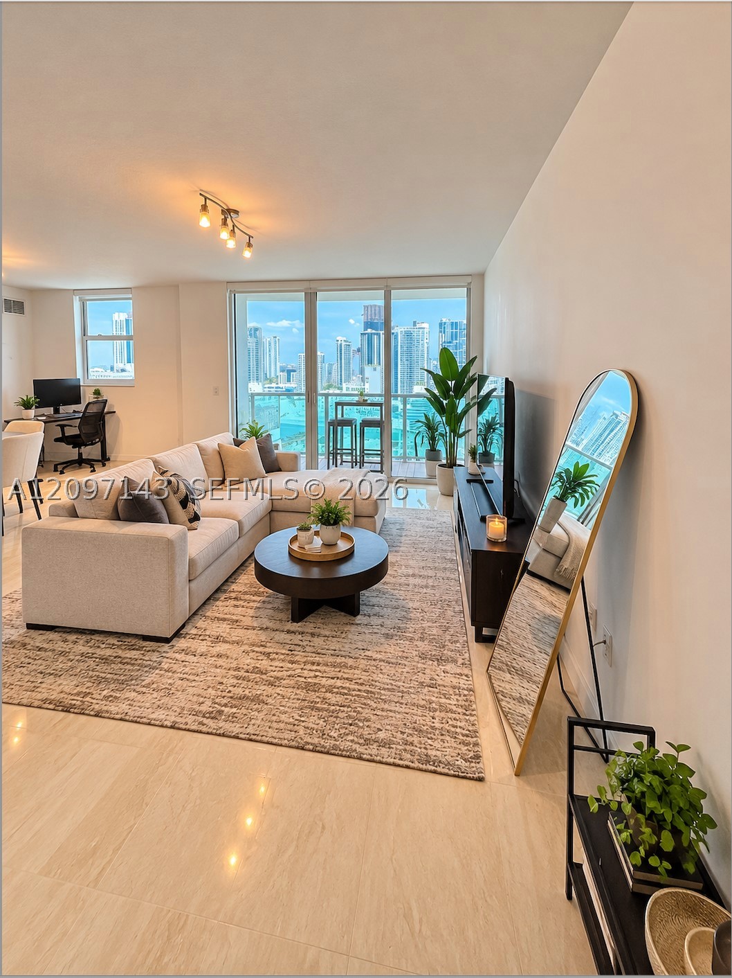 image Brickell on the River North1