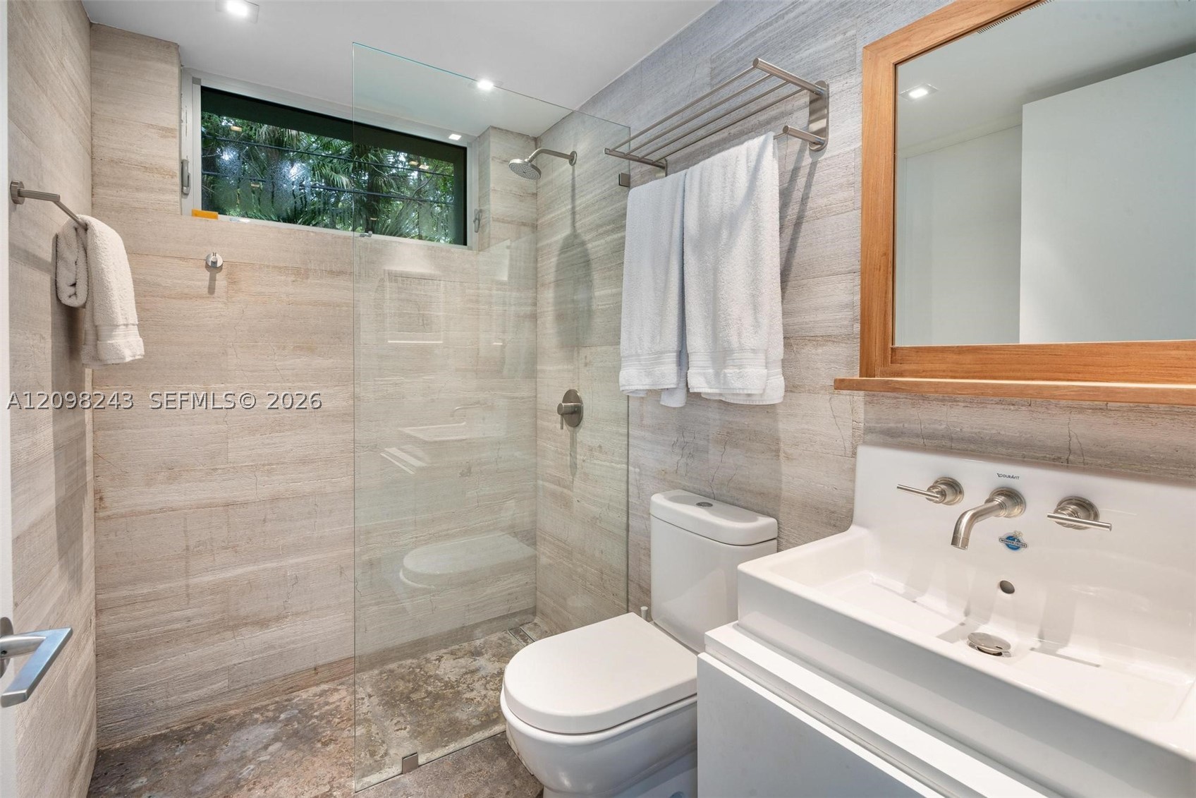 6080 SW 102nd St Pinecrest, FL 33156