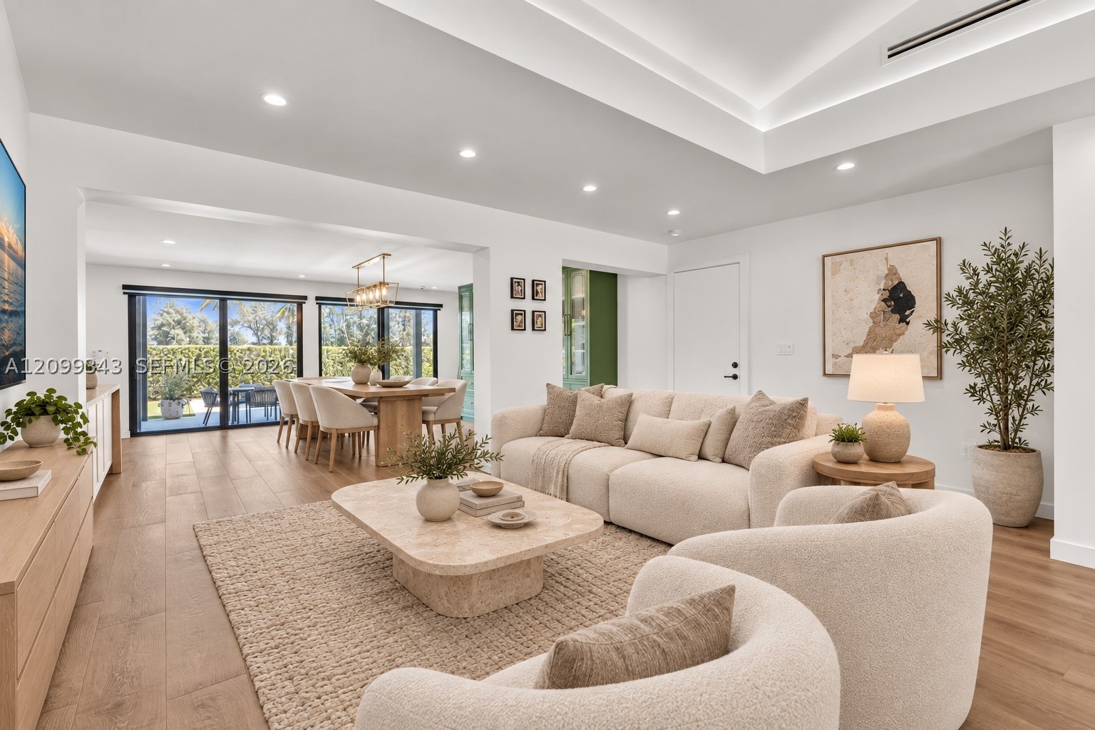 797 S Shore Dr Miami Beach, FL 33141
