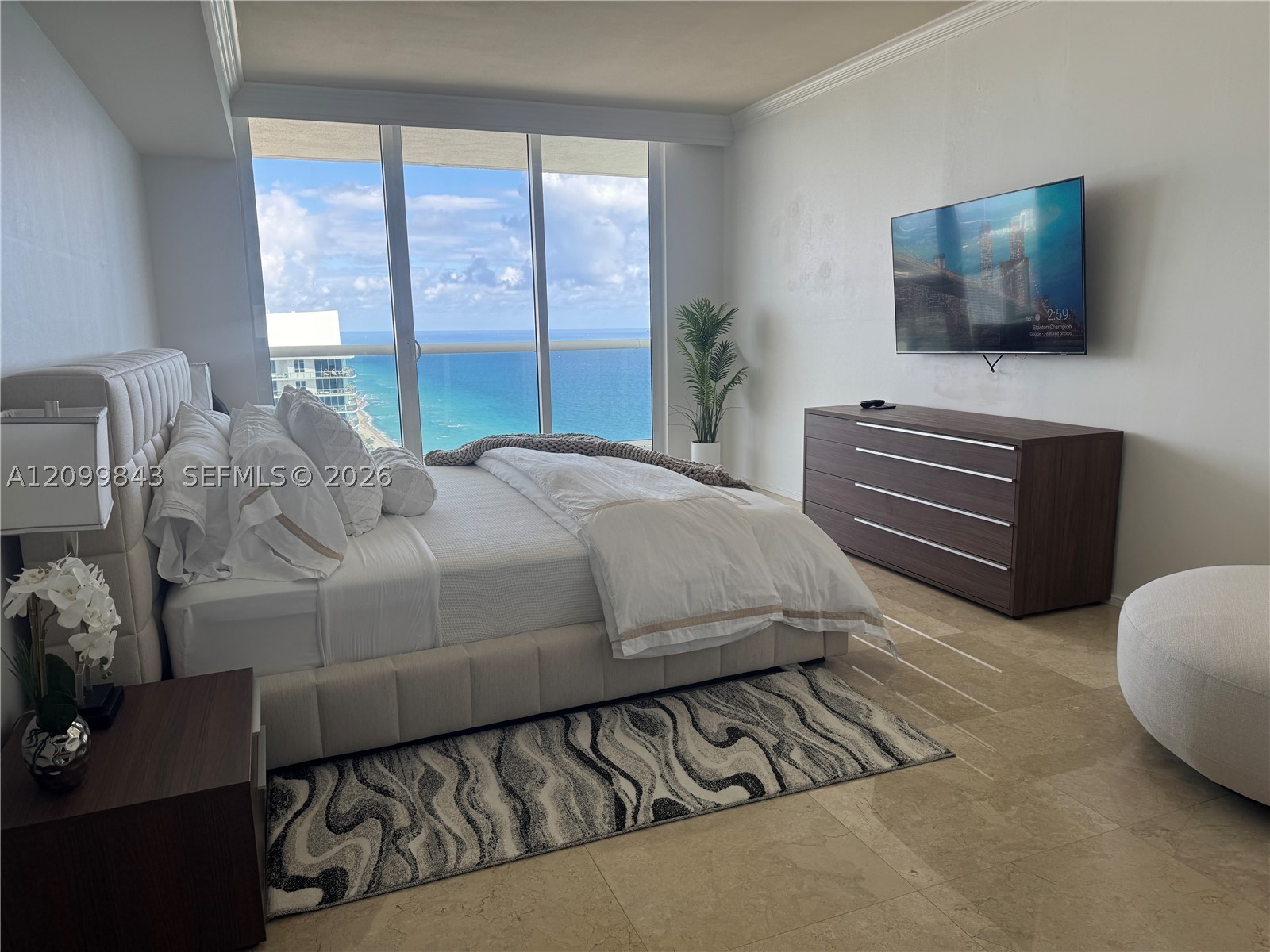 image Beach Club 21