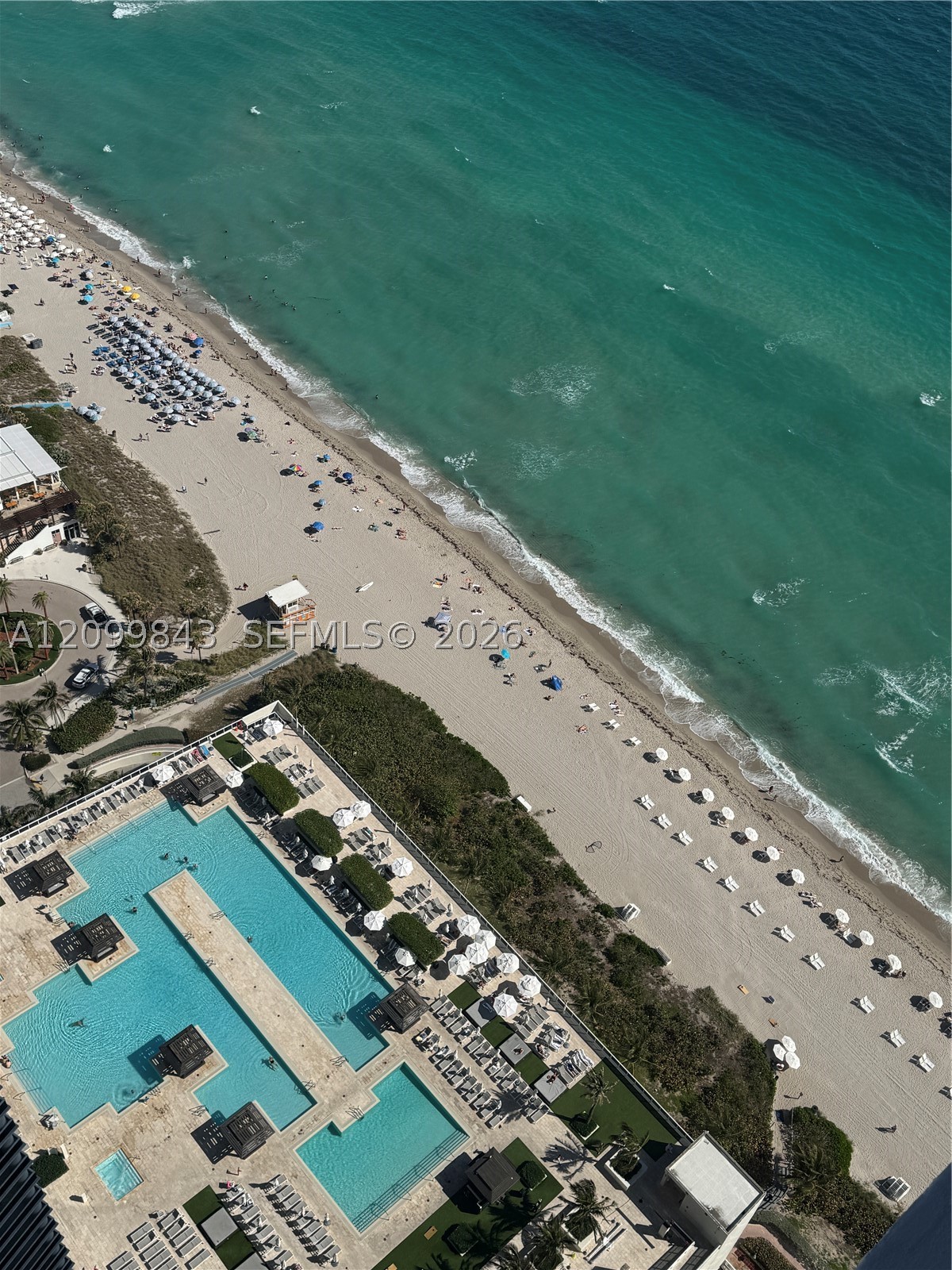 image Beach Club 227