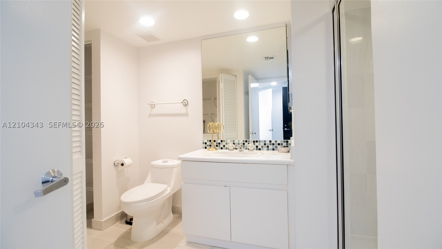 16425 Collins Ave #1215
