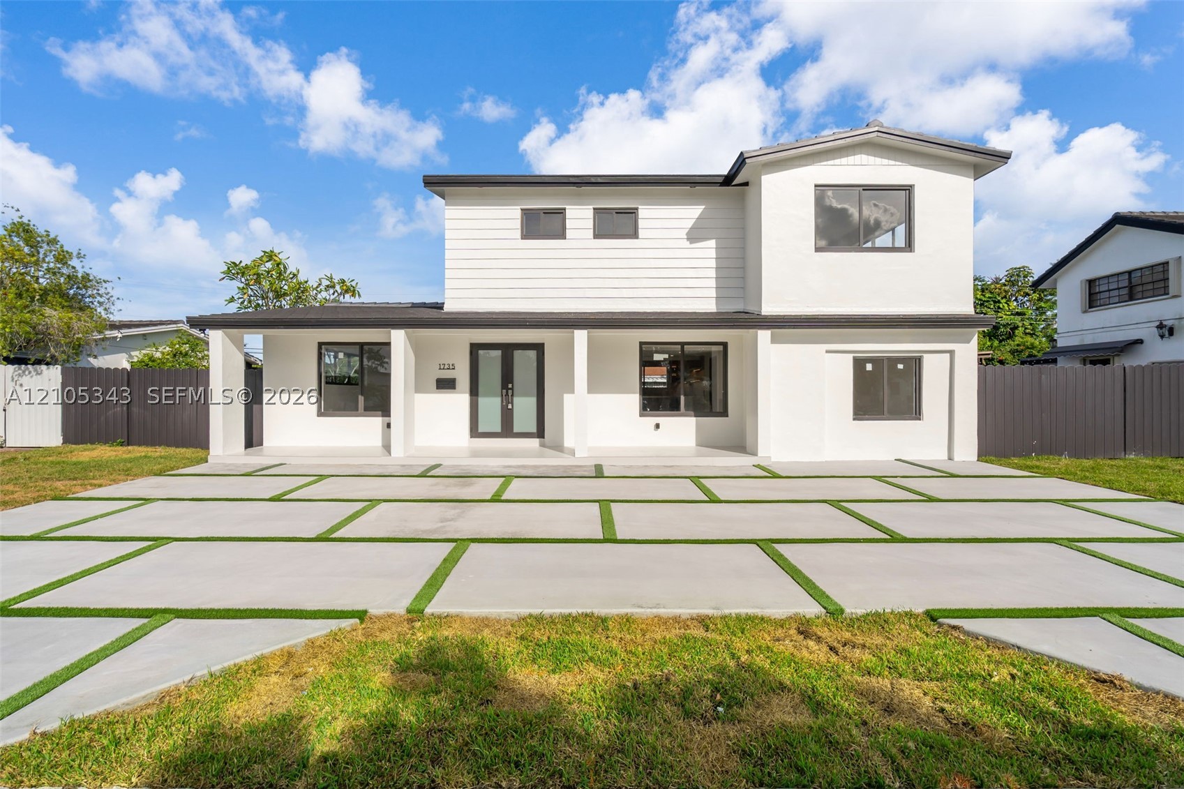 1735 SW 97th Pl