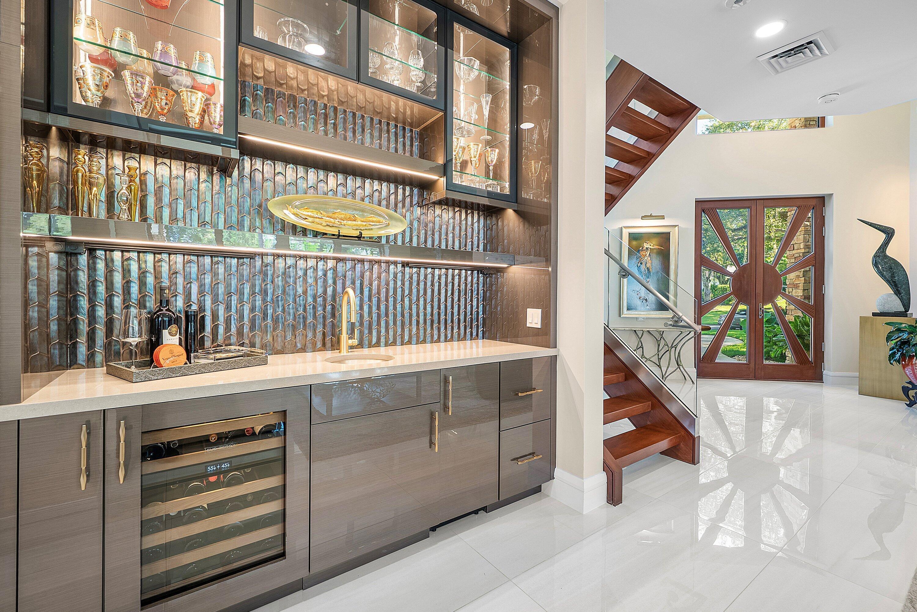 18163 SE Ridgeview Tequesta, FL 33469