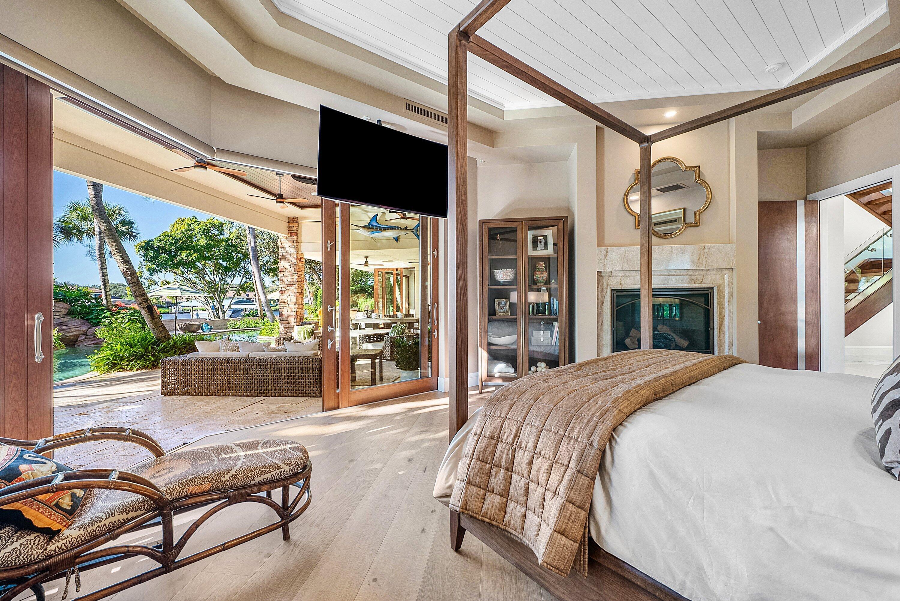 18163 SE Ridgeview Tequesta, FL 33469