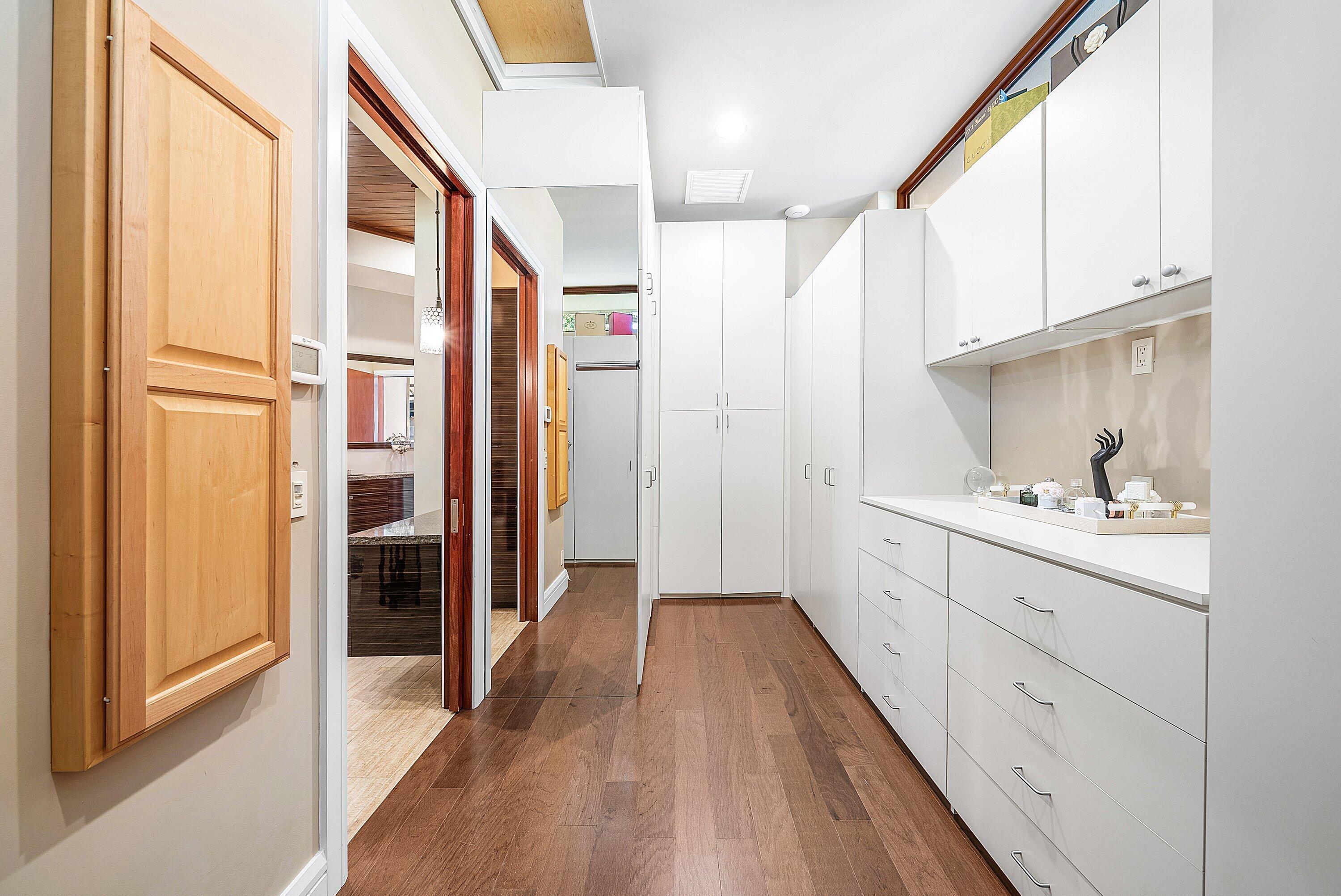 18163 SE Ridgeview Tequesta, FL 33469