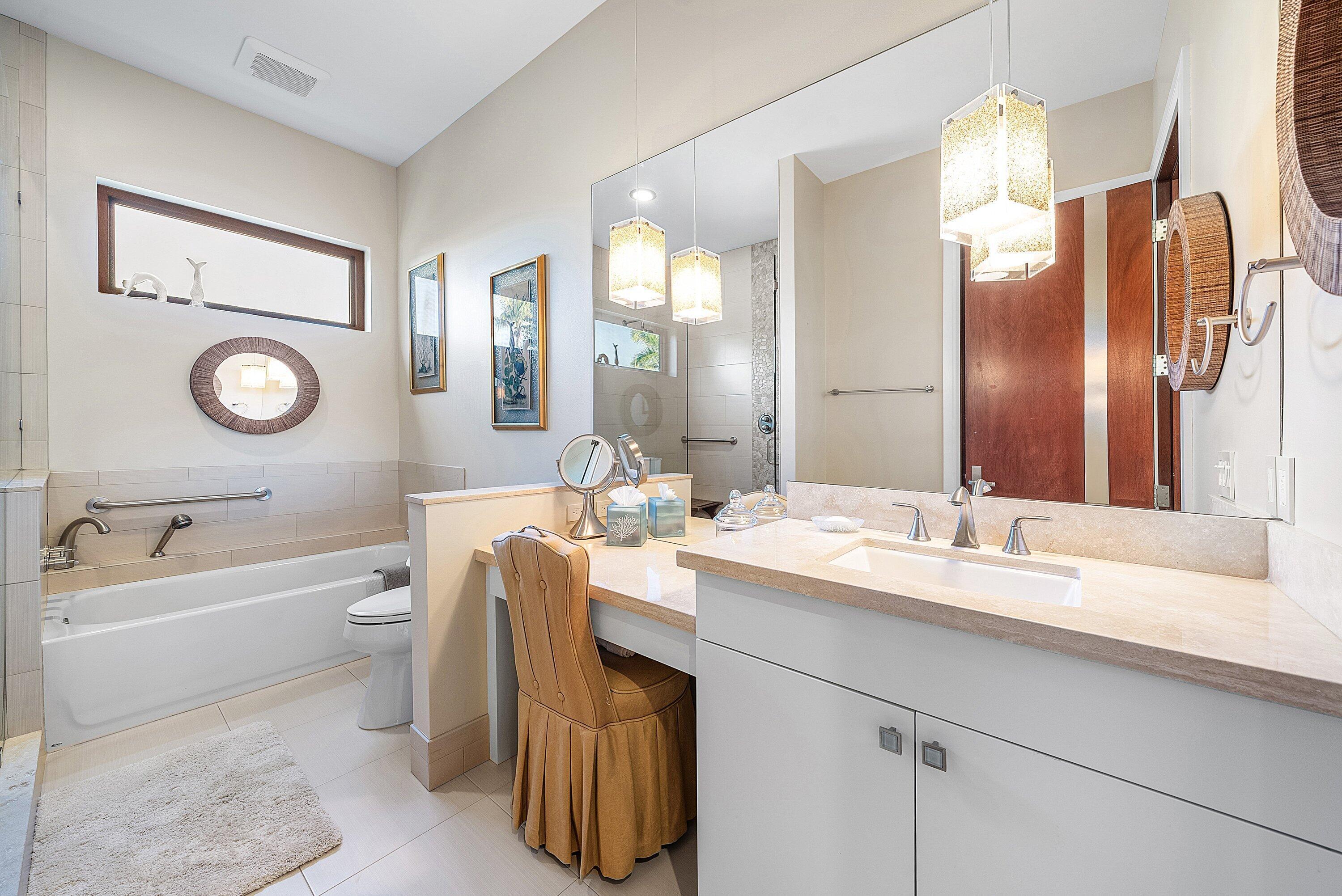 18163 SE Ridgeview Tequesta, FL 33469