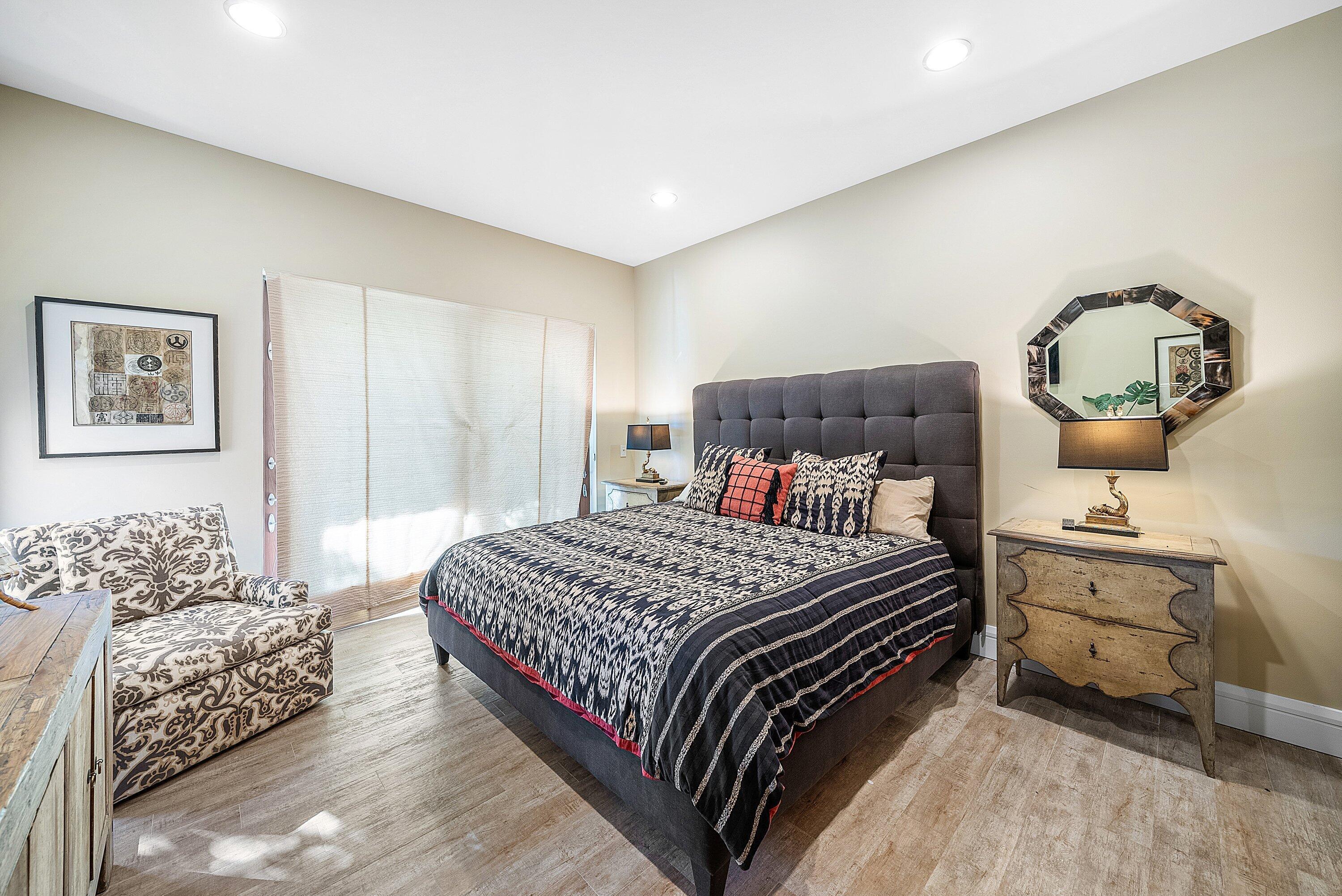 18163 SE Ridgeview Tequesta, FL 33469