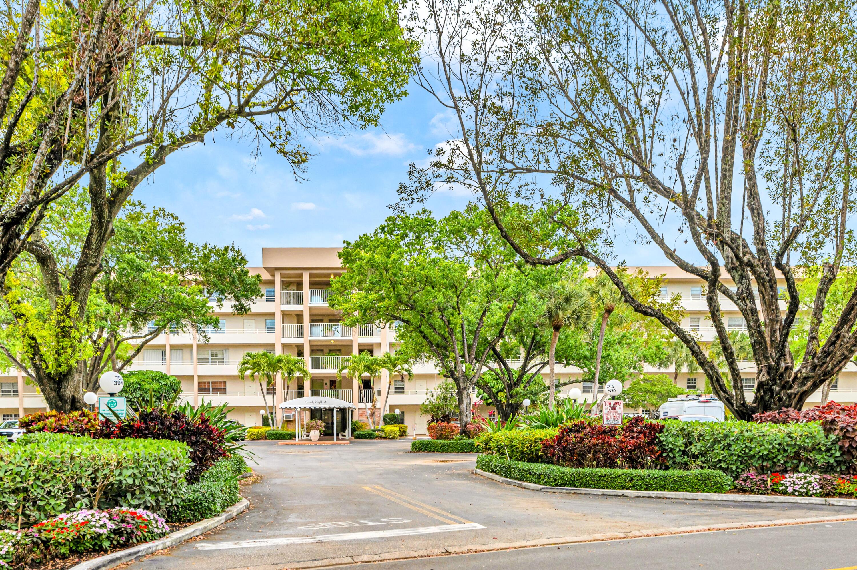 3970 Oaks Clubhouse #401