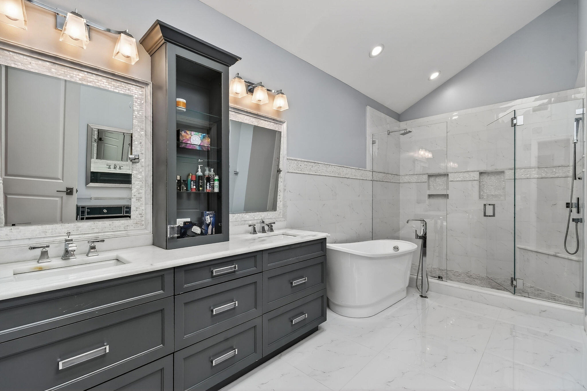 302 Alicante Juno Beach, FL 33408