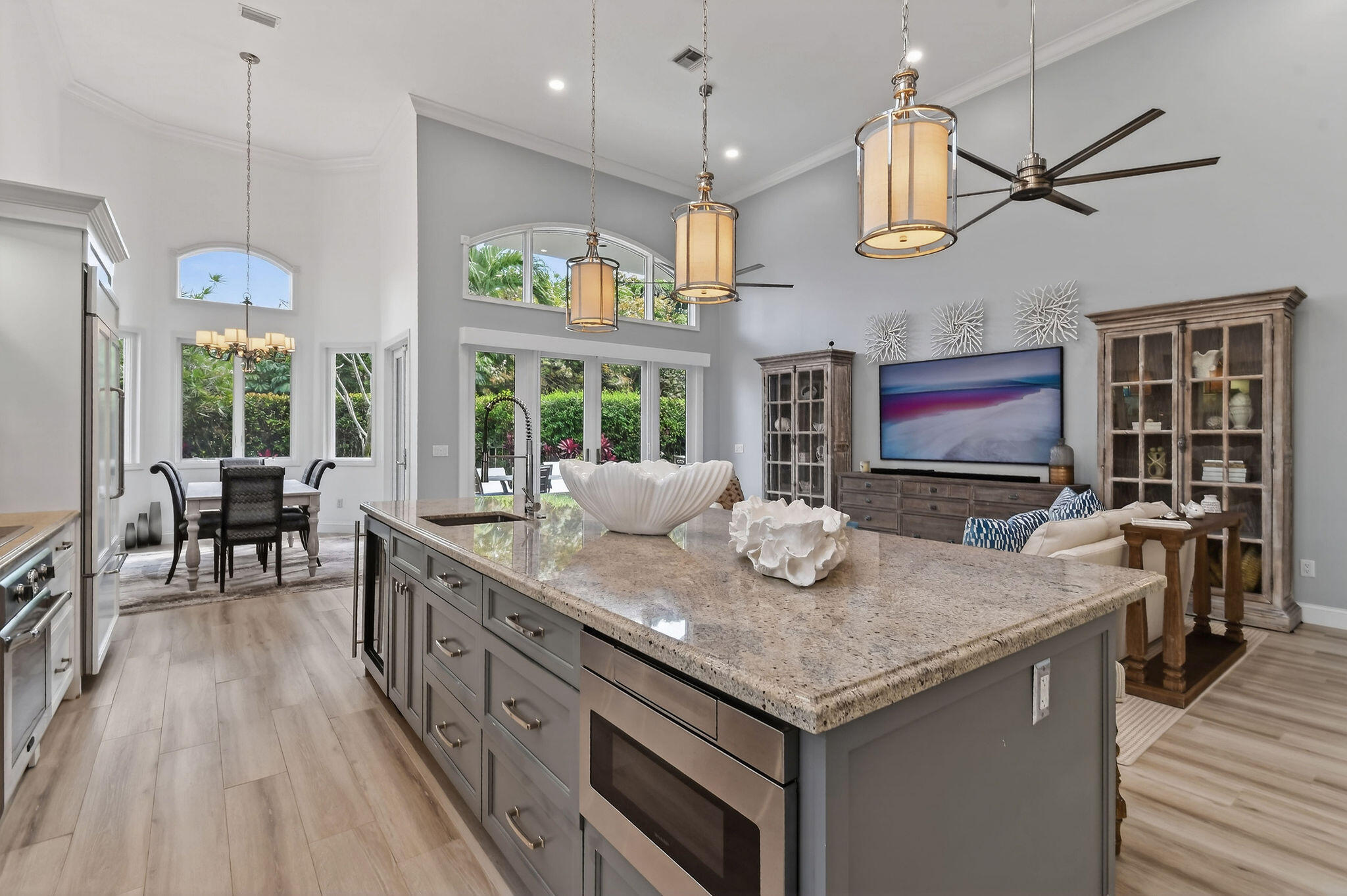 302 Alicante Juno Beach, FL 33408