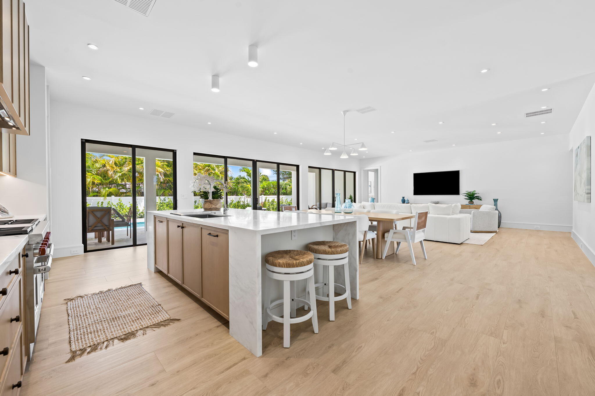 2725 NE 28th Fort Lauderdale, FL 33306