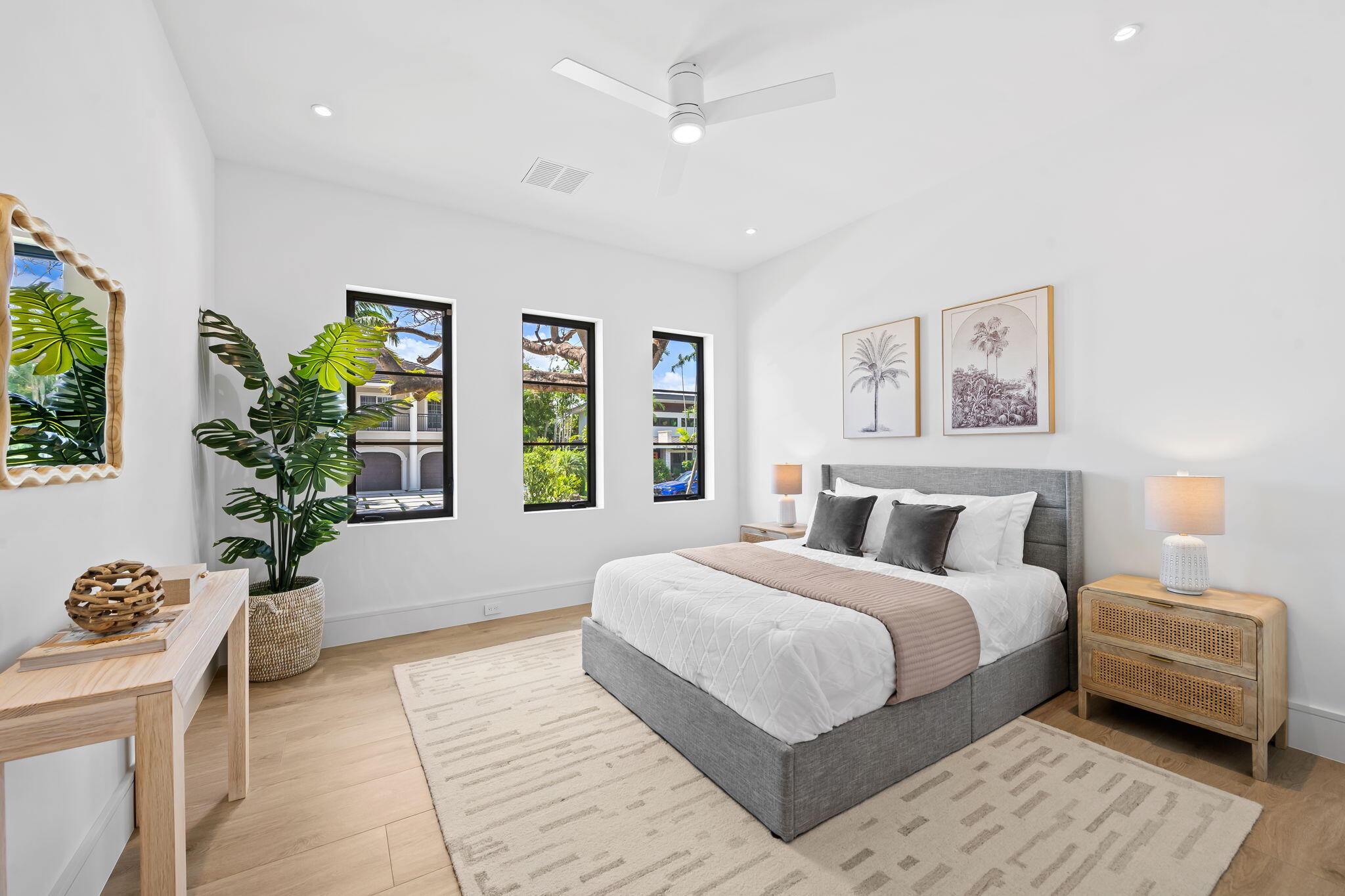 2725 NE 28th Fort Lauderdale, FL 33306