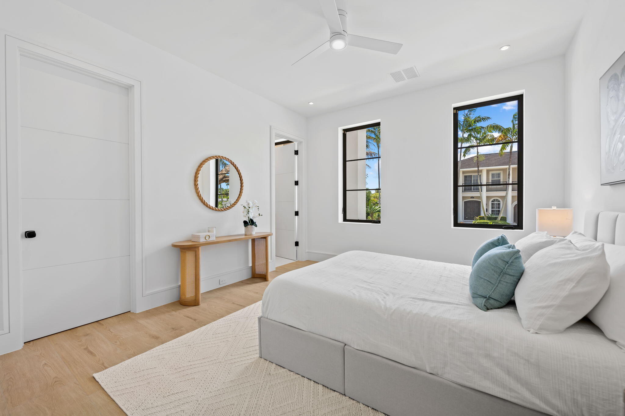 2725 NE 28th Fort Lauderdale, FL 33306