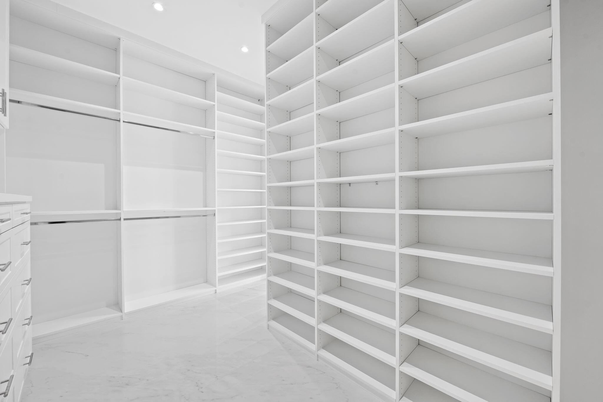 2725 NE 28th Fort Lauderdale, FL 33306