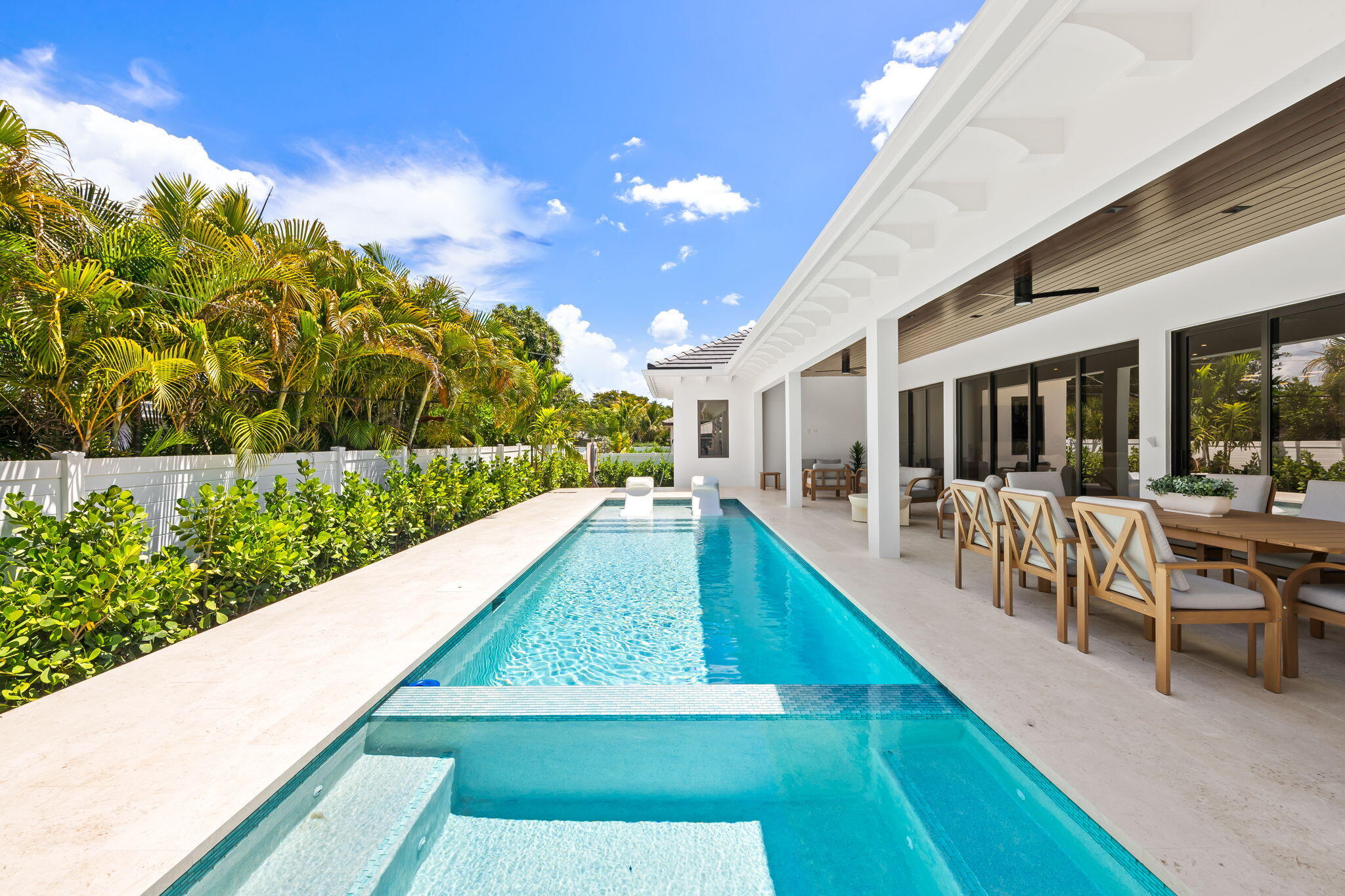 2725 NE 28th Fort Lauderdale, FL 33306