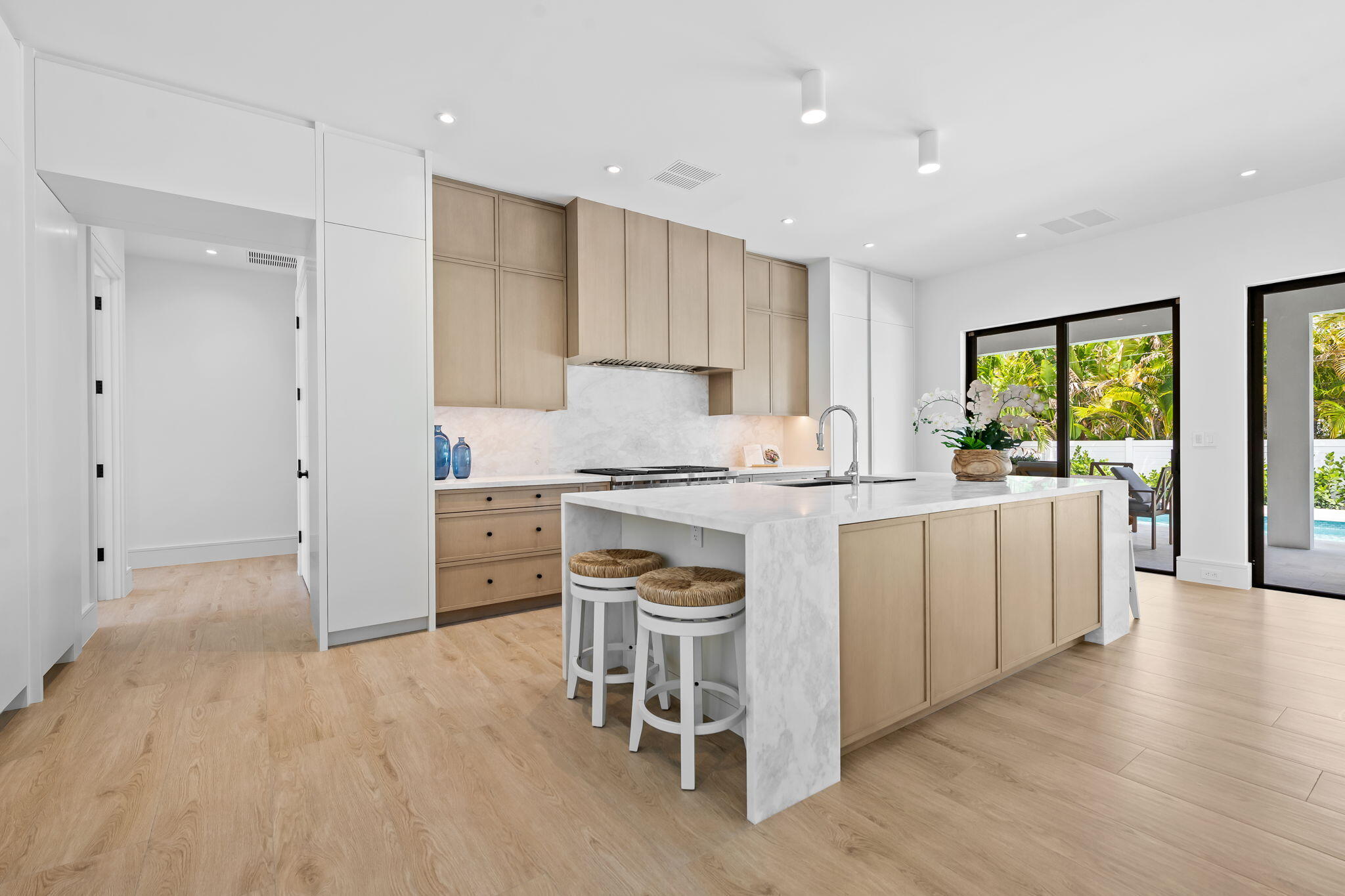 2725 NE 28th Fort Lauderdale, FL 33306