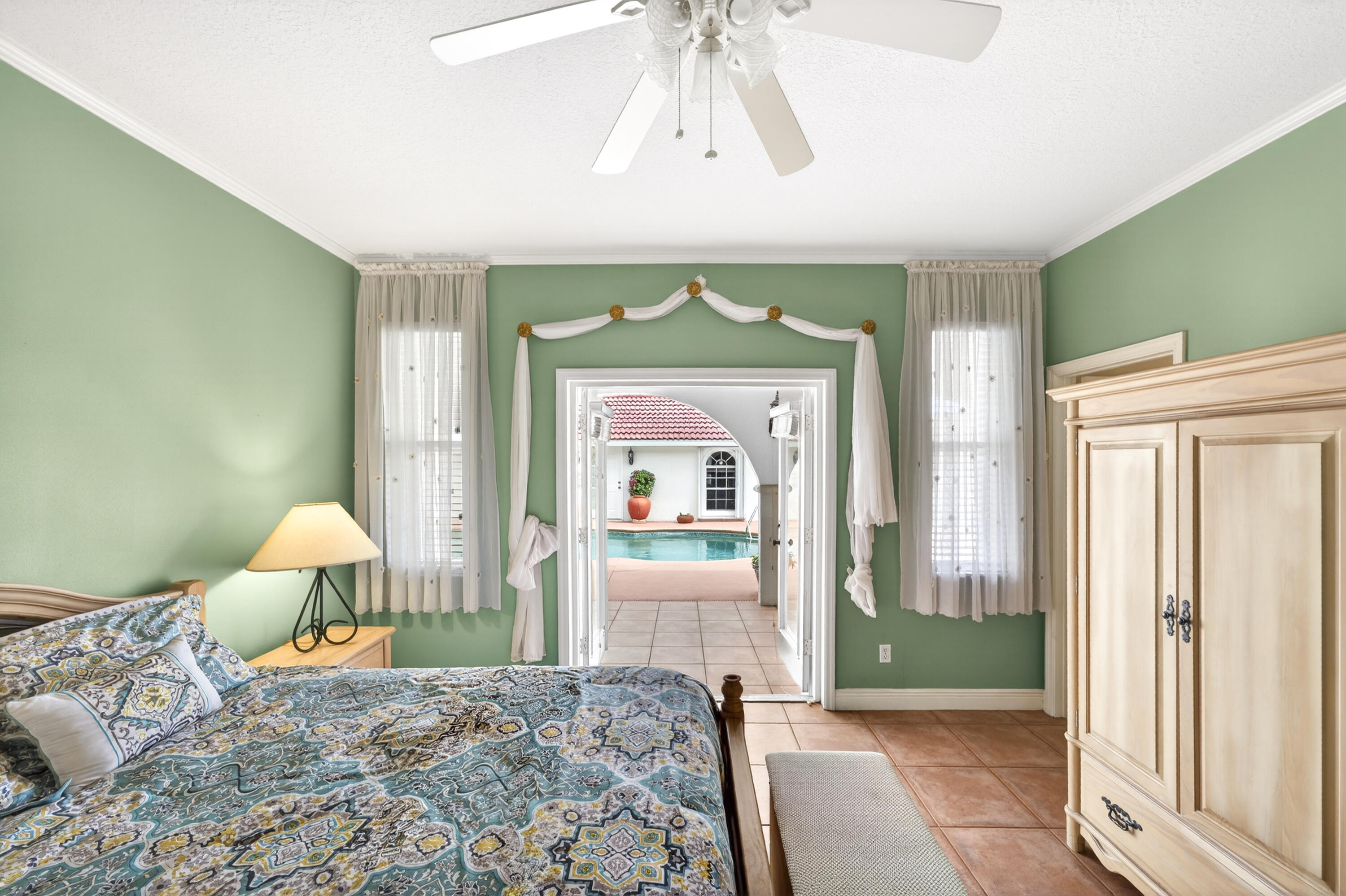 6730 69th Vero Beach, FL 32967