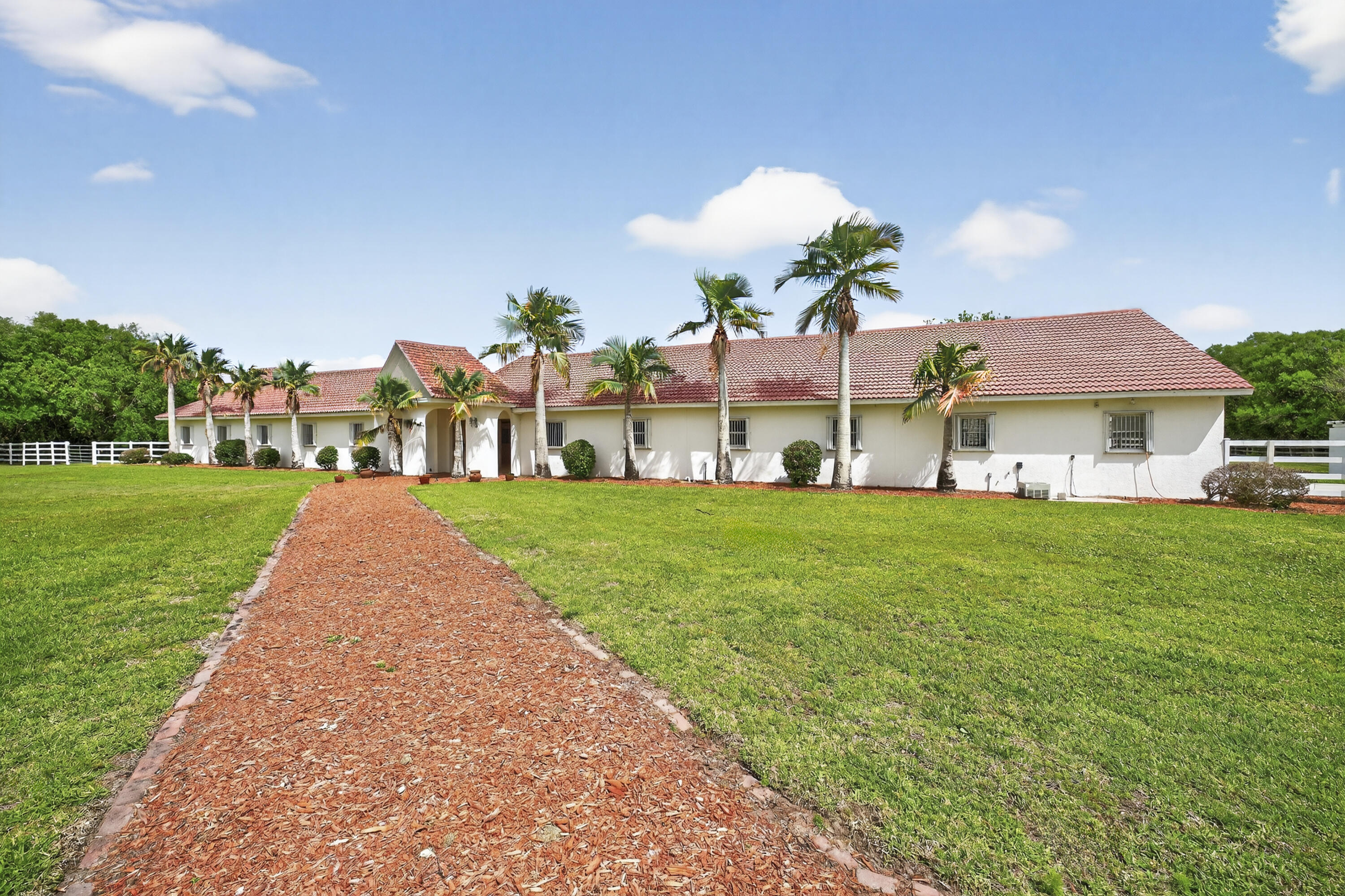 6730 69th Vero Beach, FL 32967