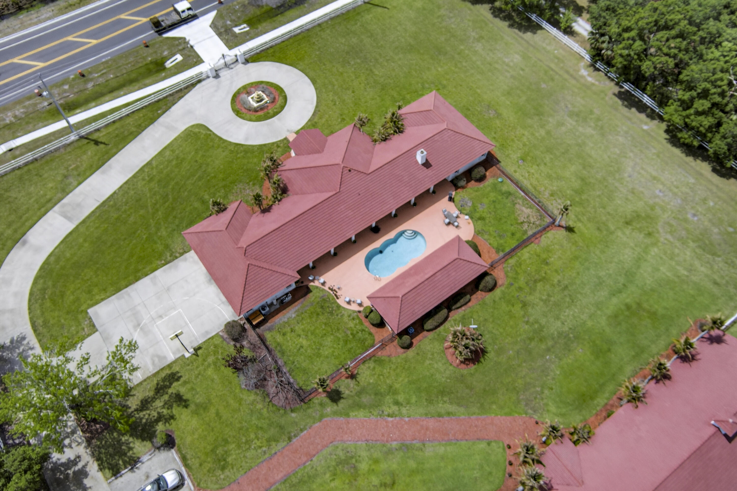 6730 69th Vero Beach, FL 32967