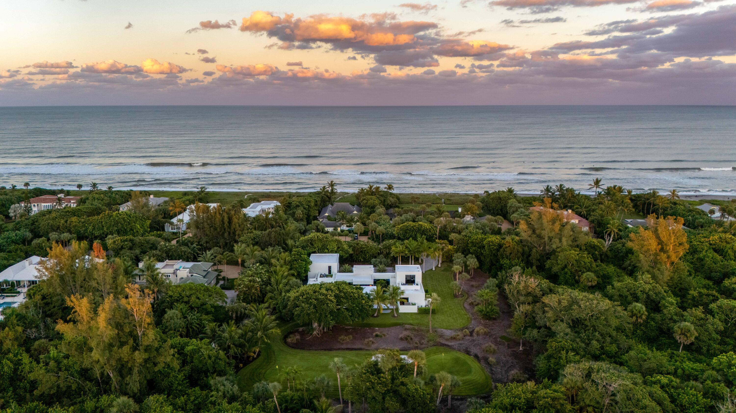12 N Beach Jupiter Island, FL 33455