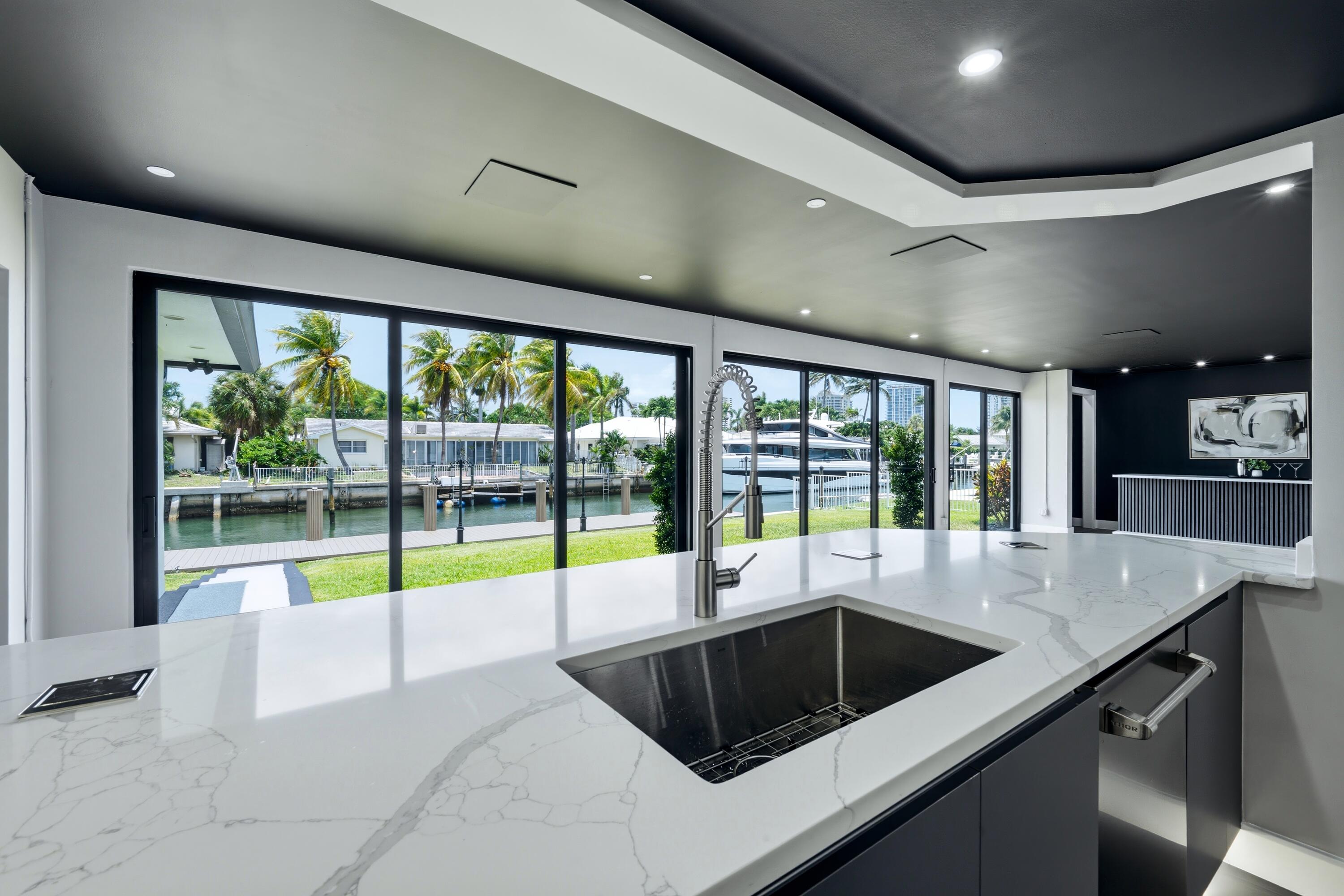 1170 Fairview Singer Island, FL 33404