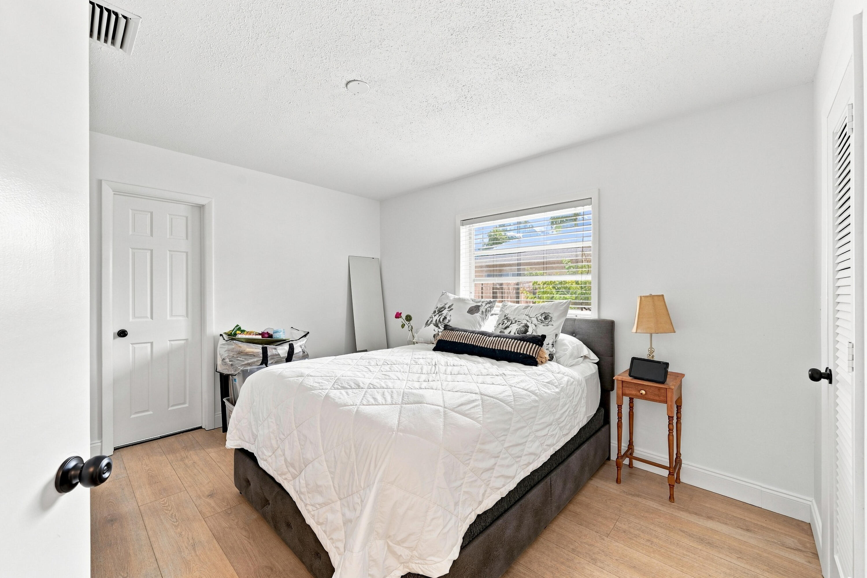 3315 NE 42nd Fort Lauderdale, FL 33308