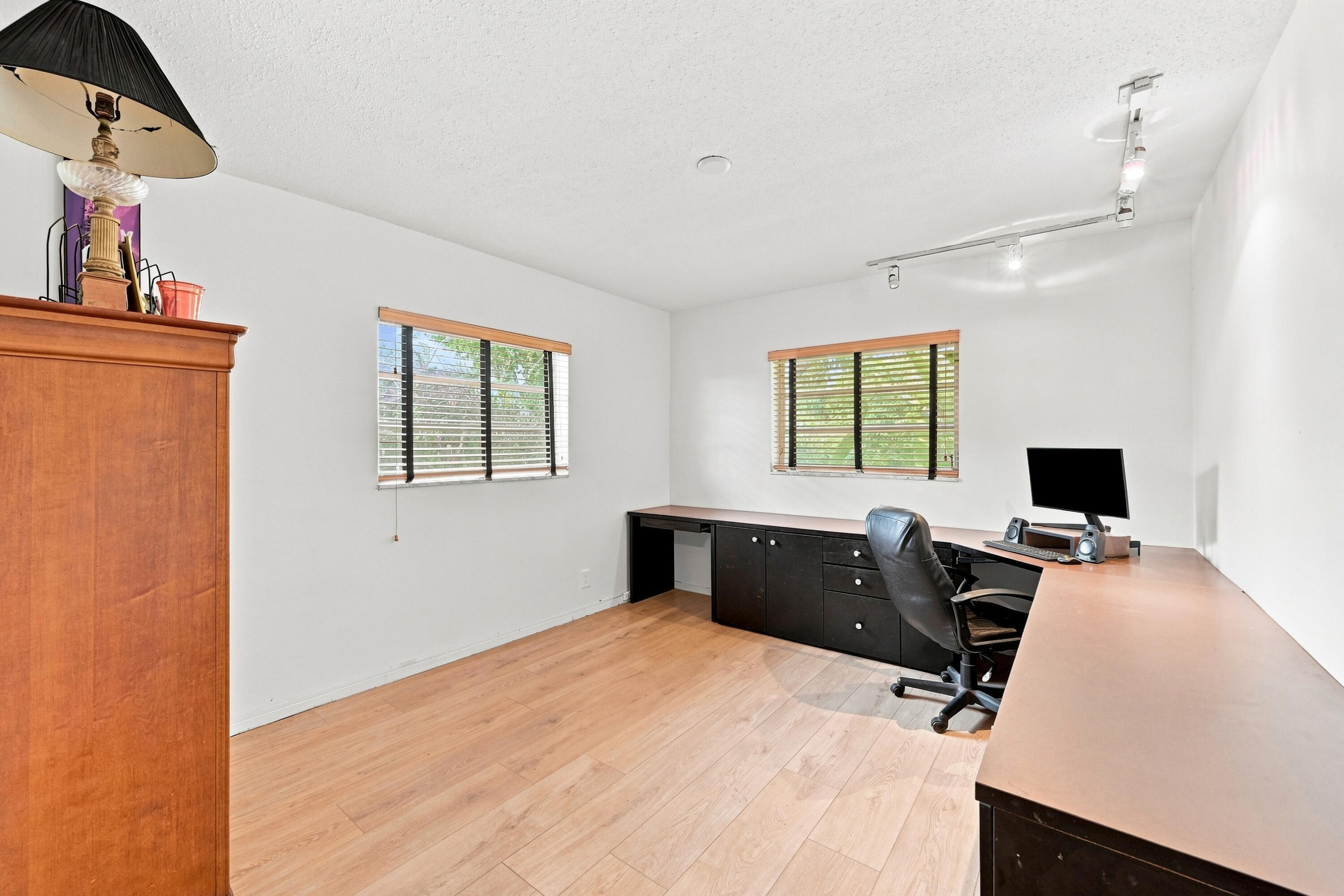 3315 NE 42nd Fort Lauderdale, FL 33308