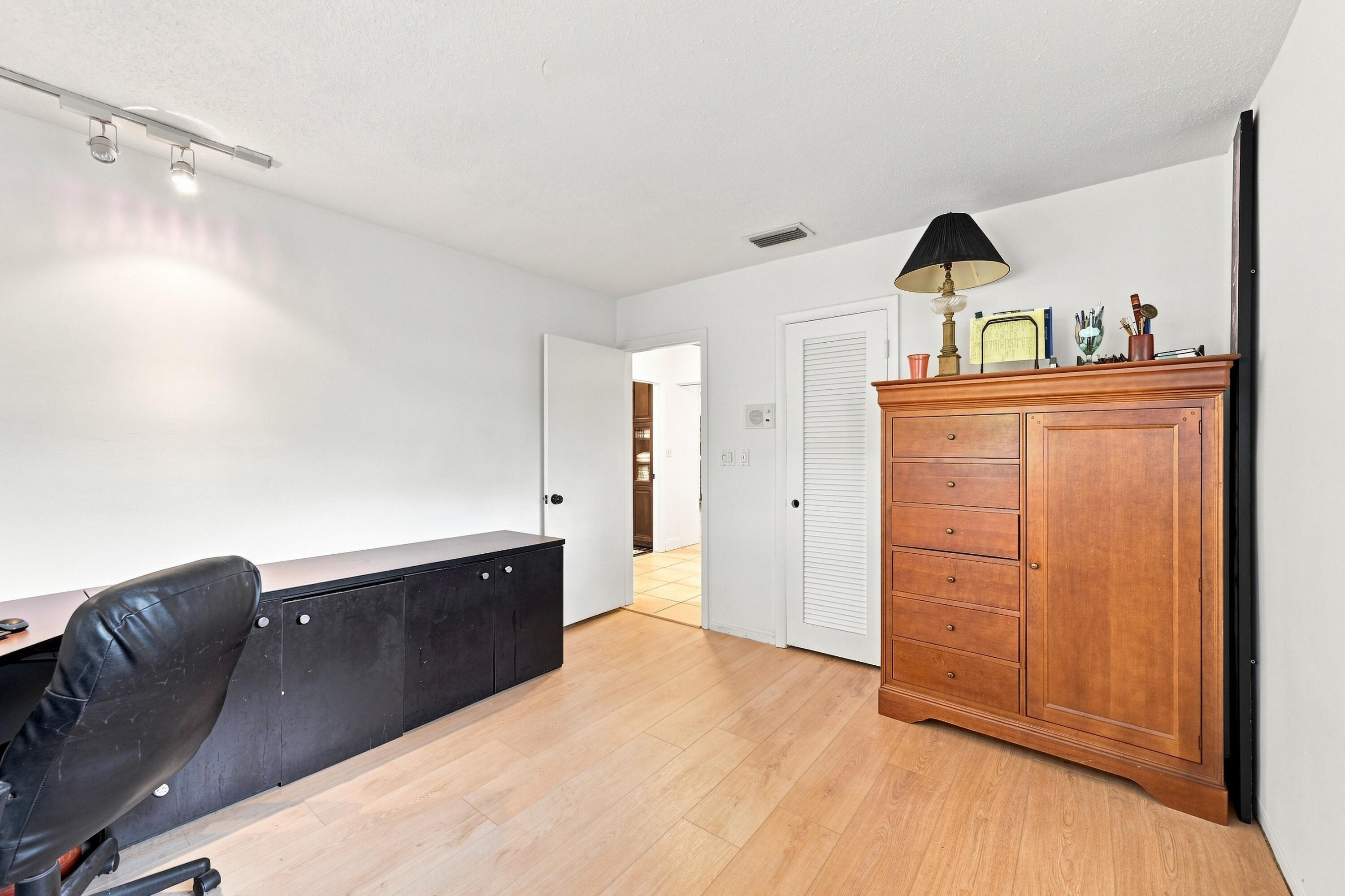 3315 NE 42nd Fort Lauderdale, FL 33308