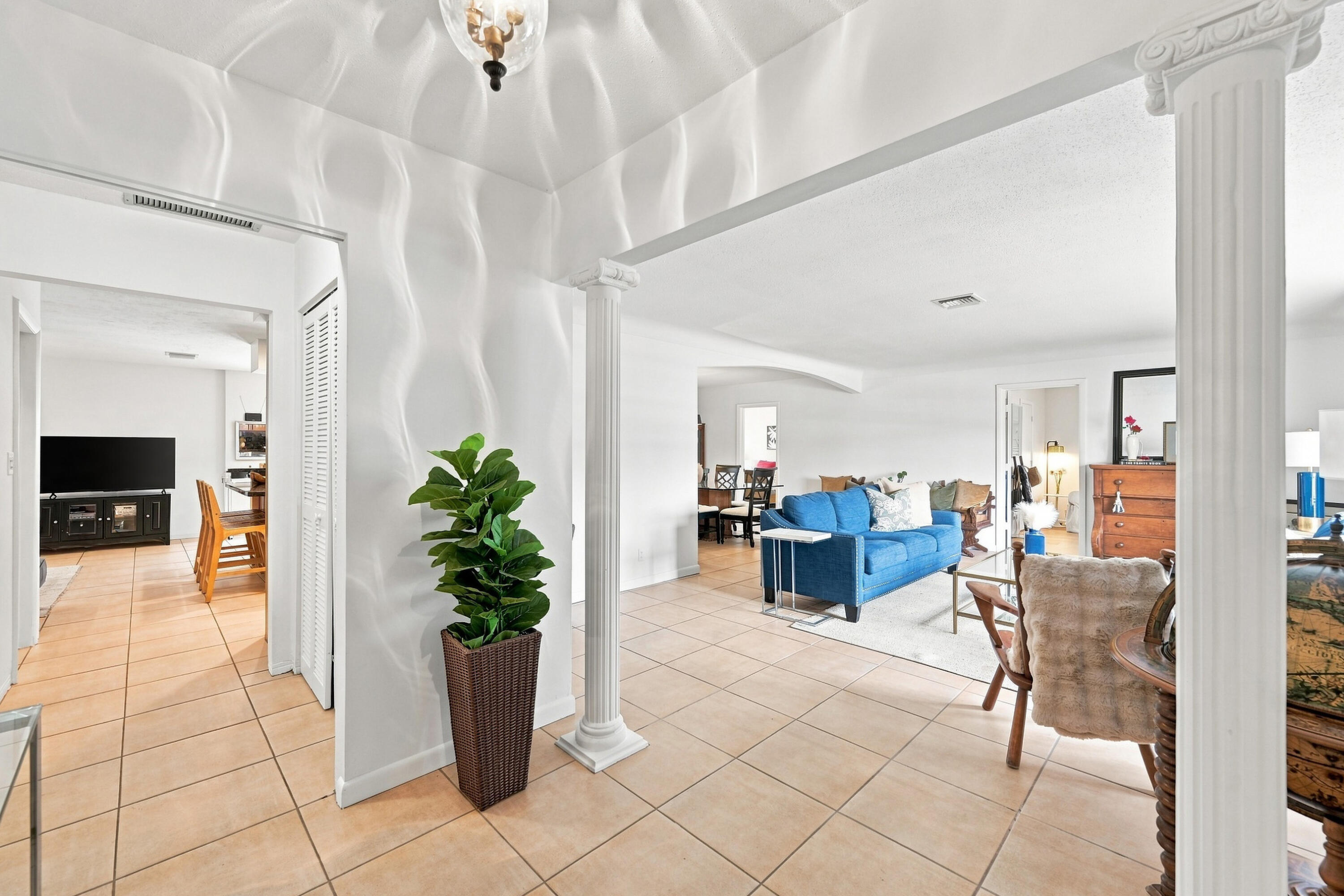 3315 NE 42nd Fort Lauderdale, FL 33308
