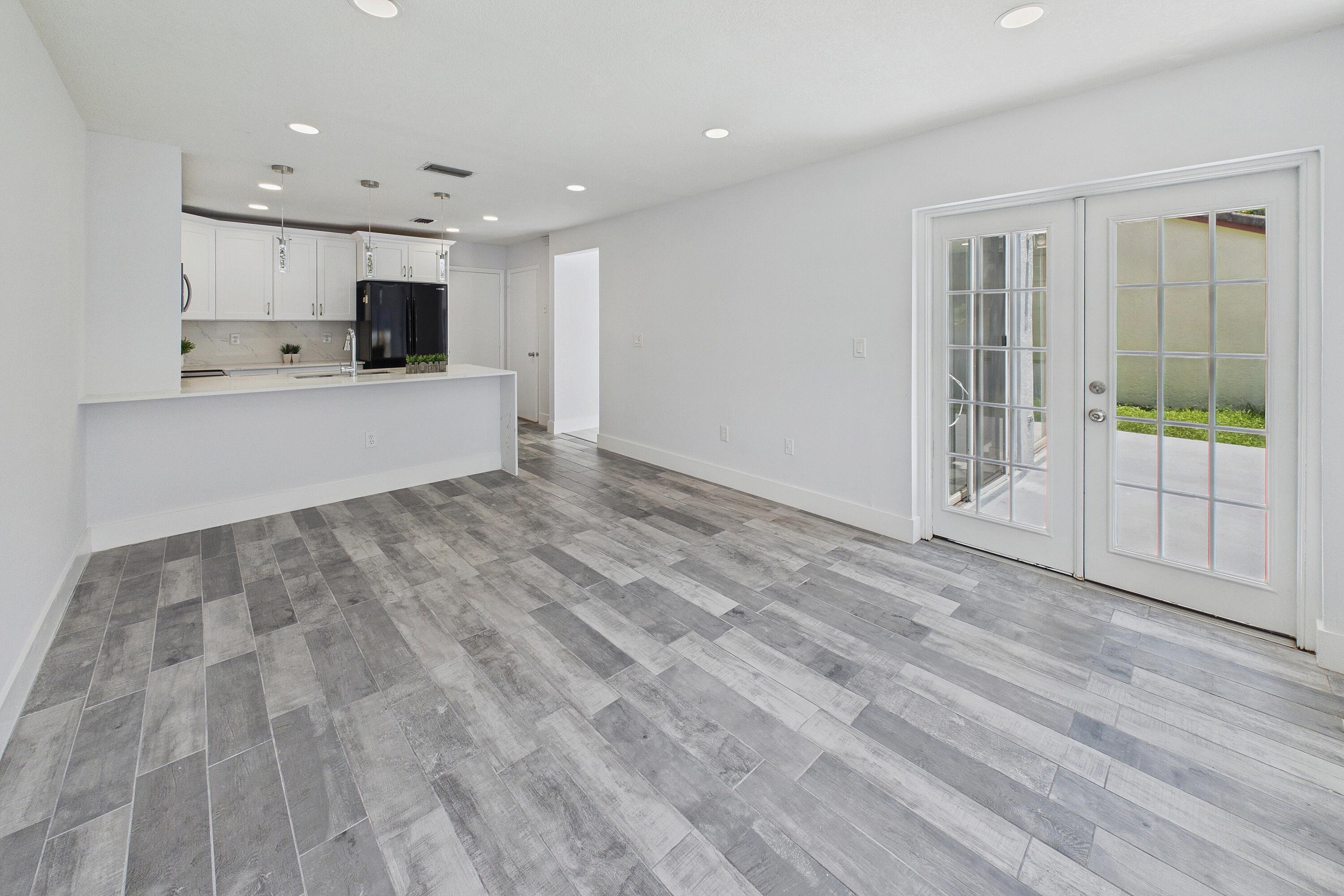 11772 NW 1st Coral Springs, FL 33071