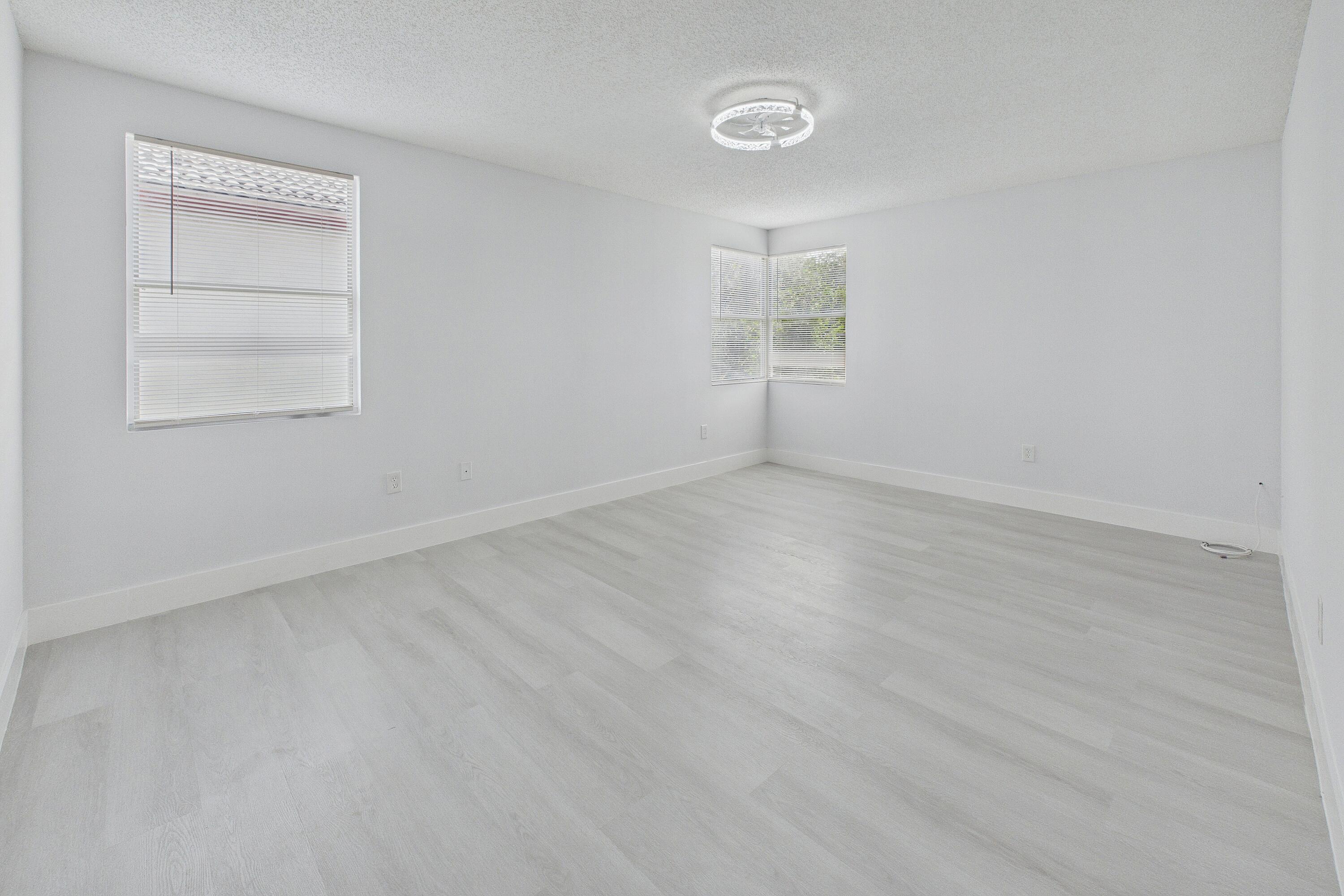 11772 NW 1st Coral Springs, FL 33071