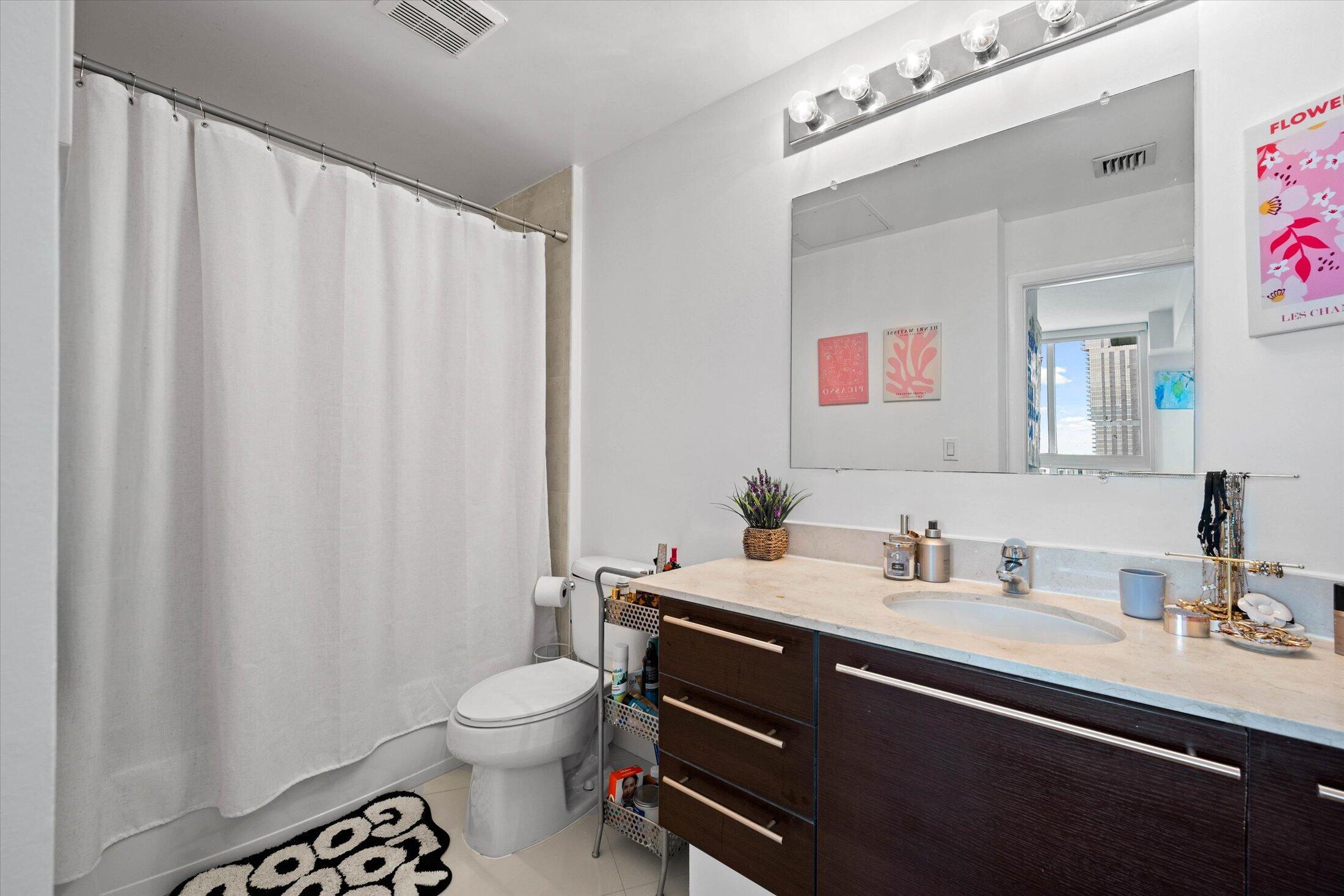 1900 N Bayshore #2312 Miami, FL 33132