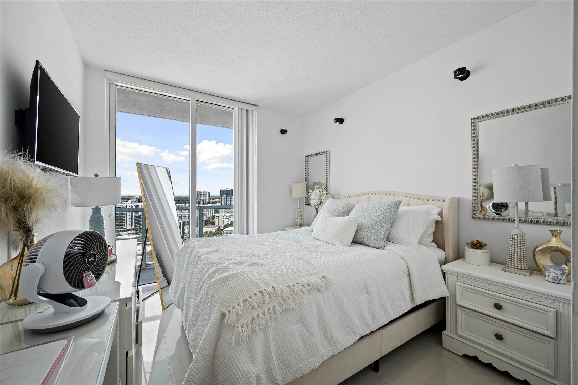 1900 N Bayshore #2312 Miami, FL 33132