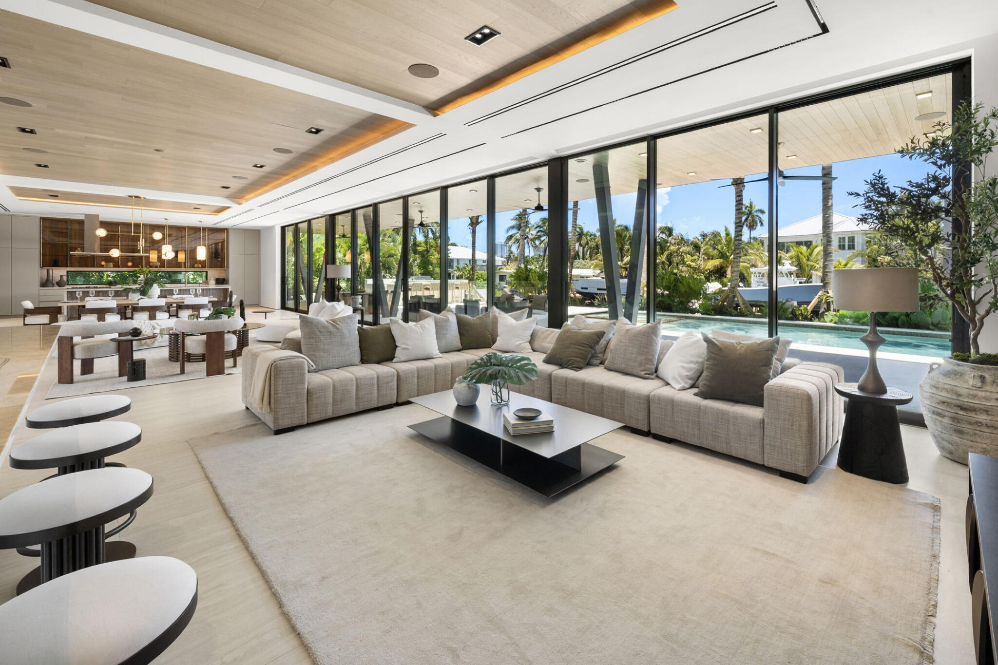 600 Solar Isle Dr Fort Lauderdale, FL 33301