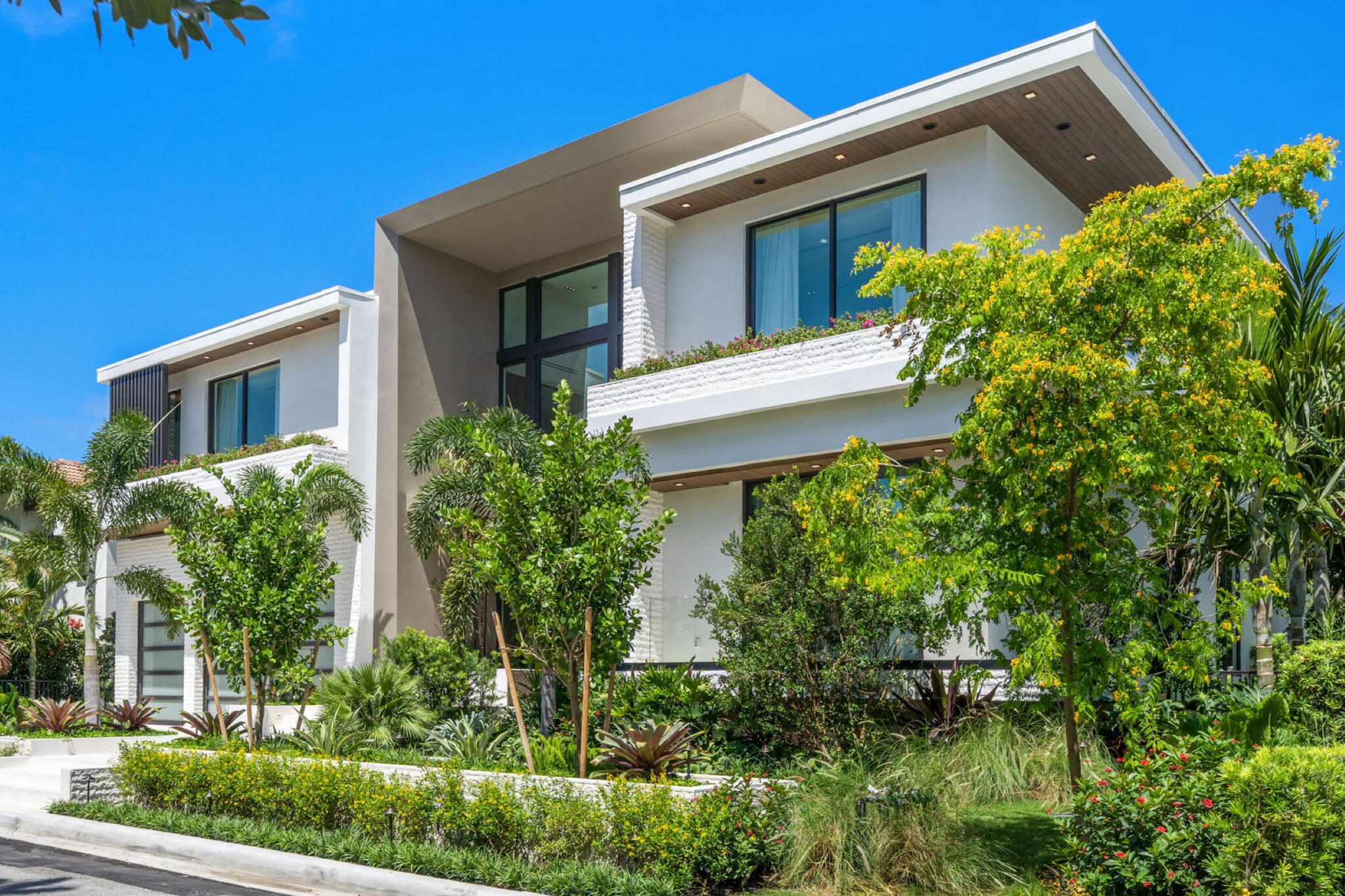 600 Solar Isle Dr Fort Lauderdale, FL 33301