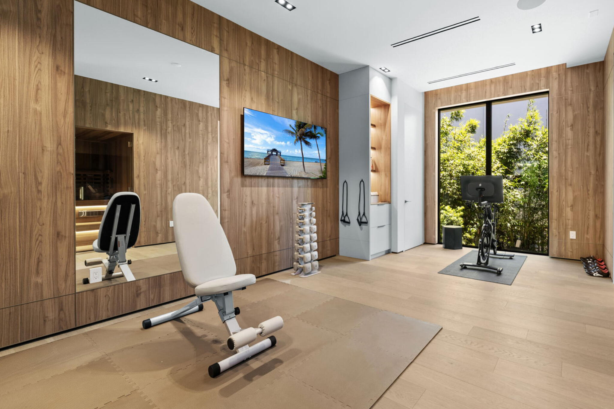 600 Solar Isle Dr Fort Lauderdale, FL 33301