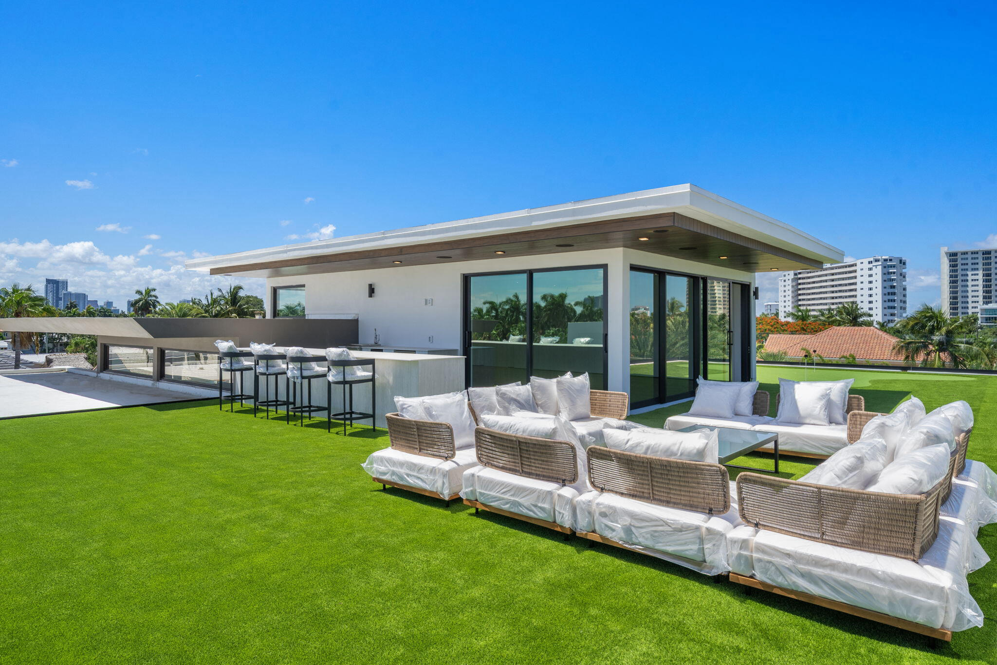600 Solar Isle Dr Fort Lauderdale, FL 33301