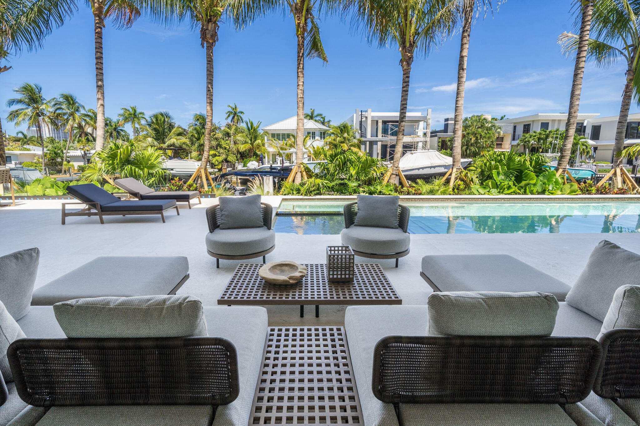 600 Solar Isle Dr Fort Lauderdale, FL 33301