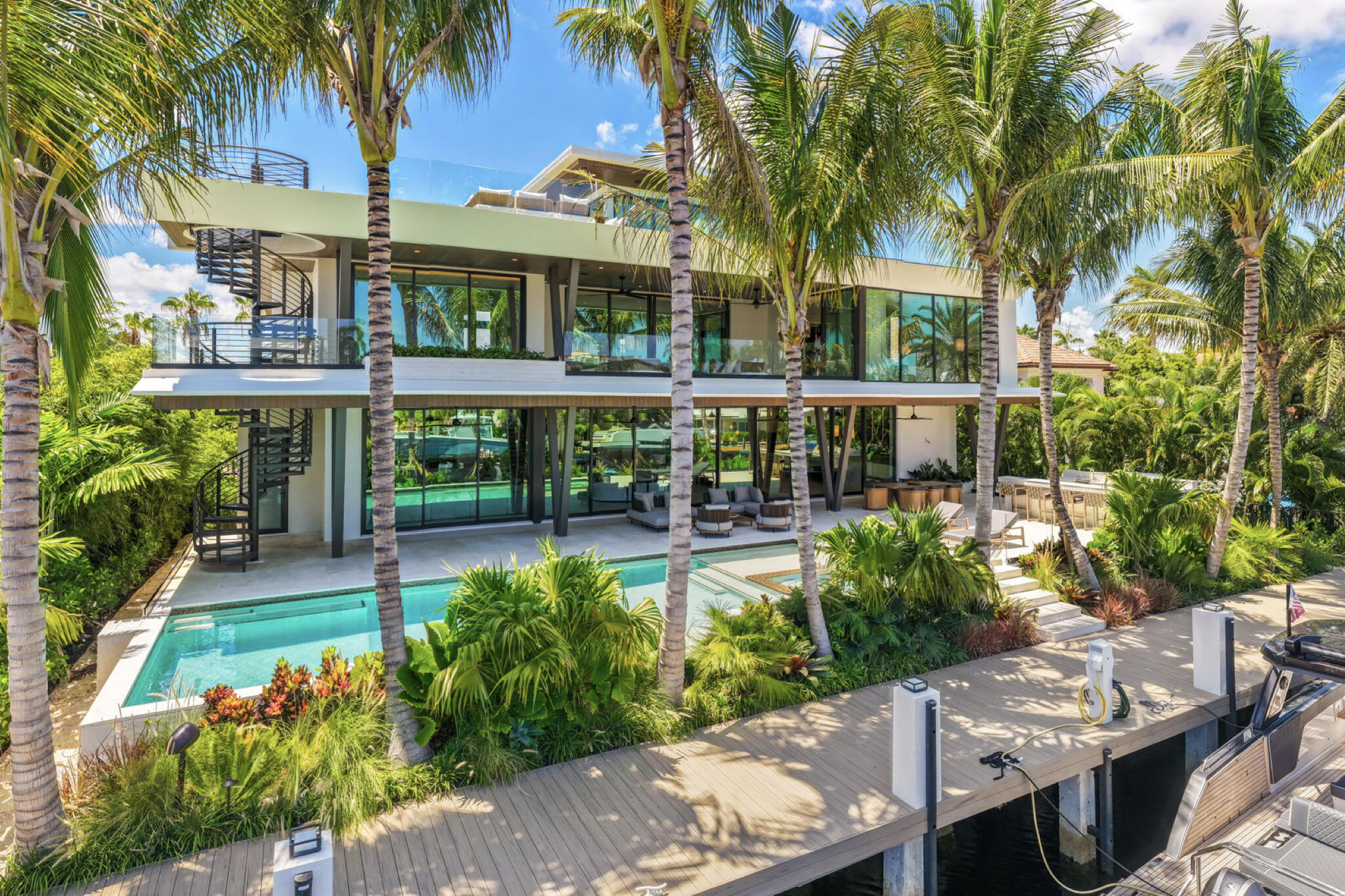 600 Solar Isle Dr Fort Lauderdale, FL 33301