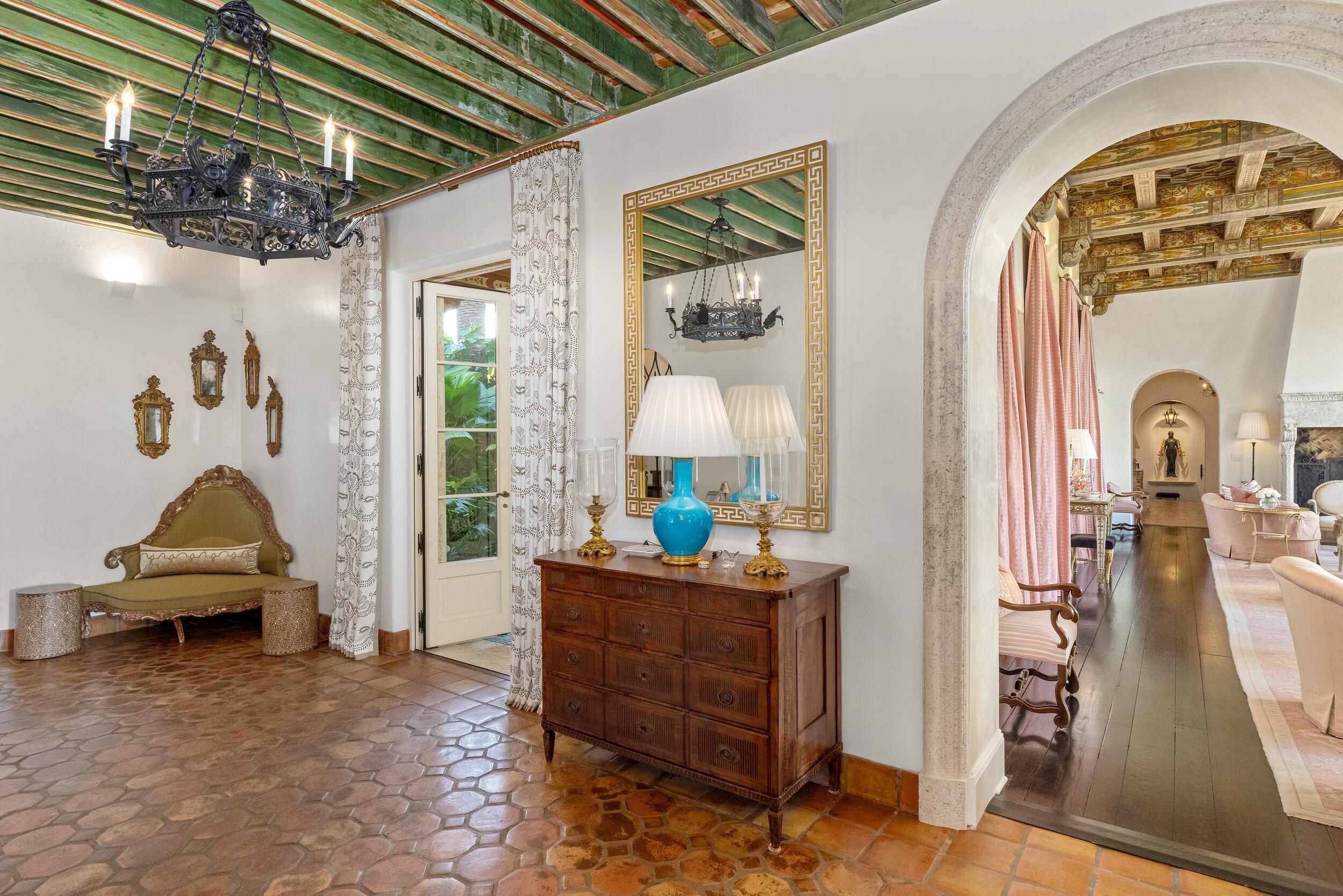 920 S Ocean Blvd Palm Beach, FL 33480