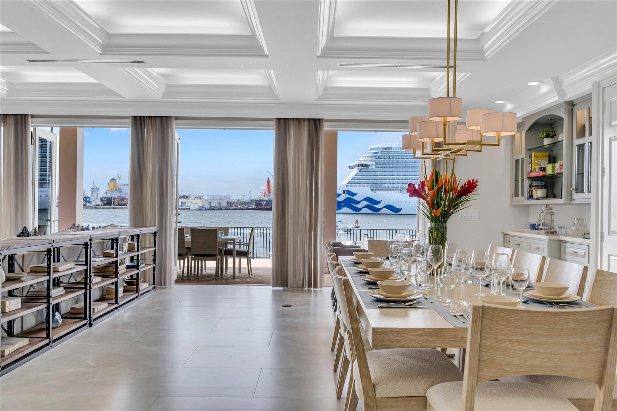 1949 Harbourview Dr Fort Lauderdale, FL 33316