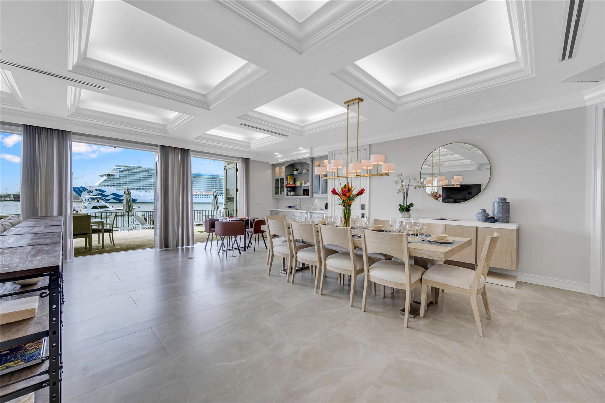 1949 Harbourview Dr Fort Lauderdale, FL 33316