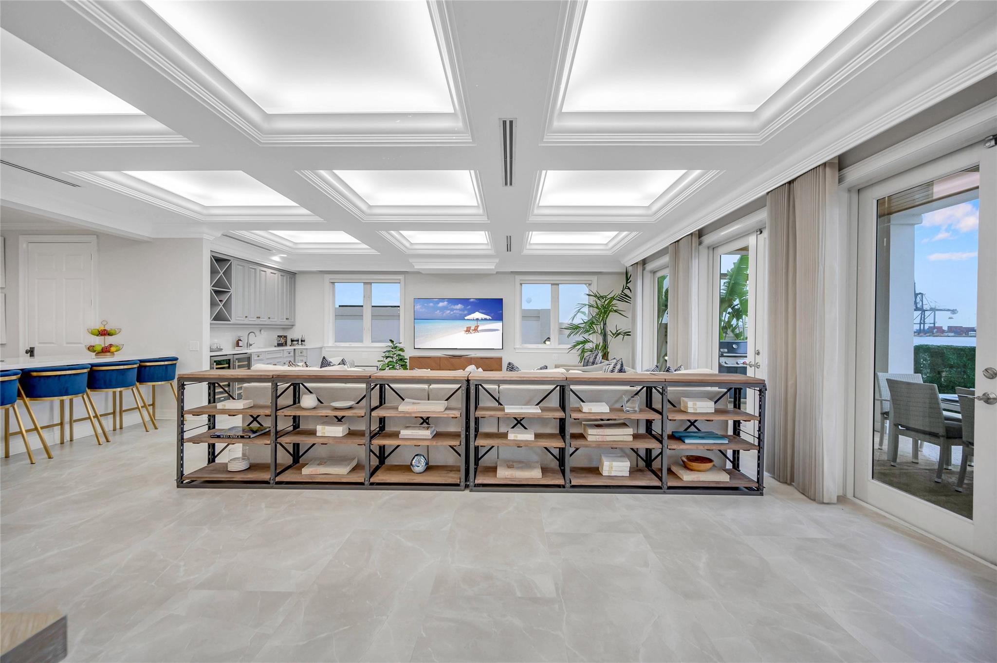 1949 Harbourview Dr Fort Lauderdale, FL 33316