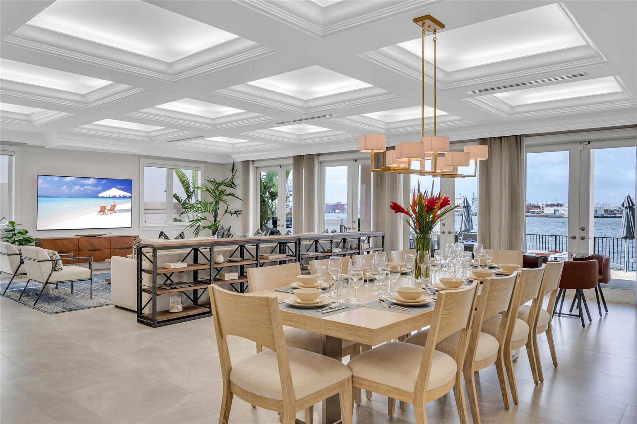 1949 Harbourview Dr Fort Lauderdale, FL 33316